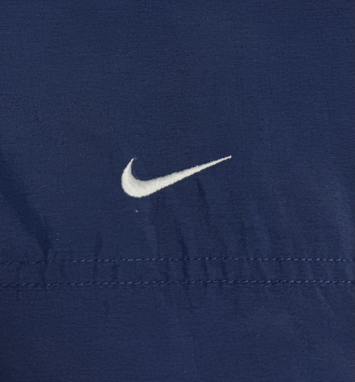 Nike Vintage Nike Center Swoosh Drill Track Jacket size L Size US L / EU 52-54 / 3 - 5 Thumbnail