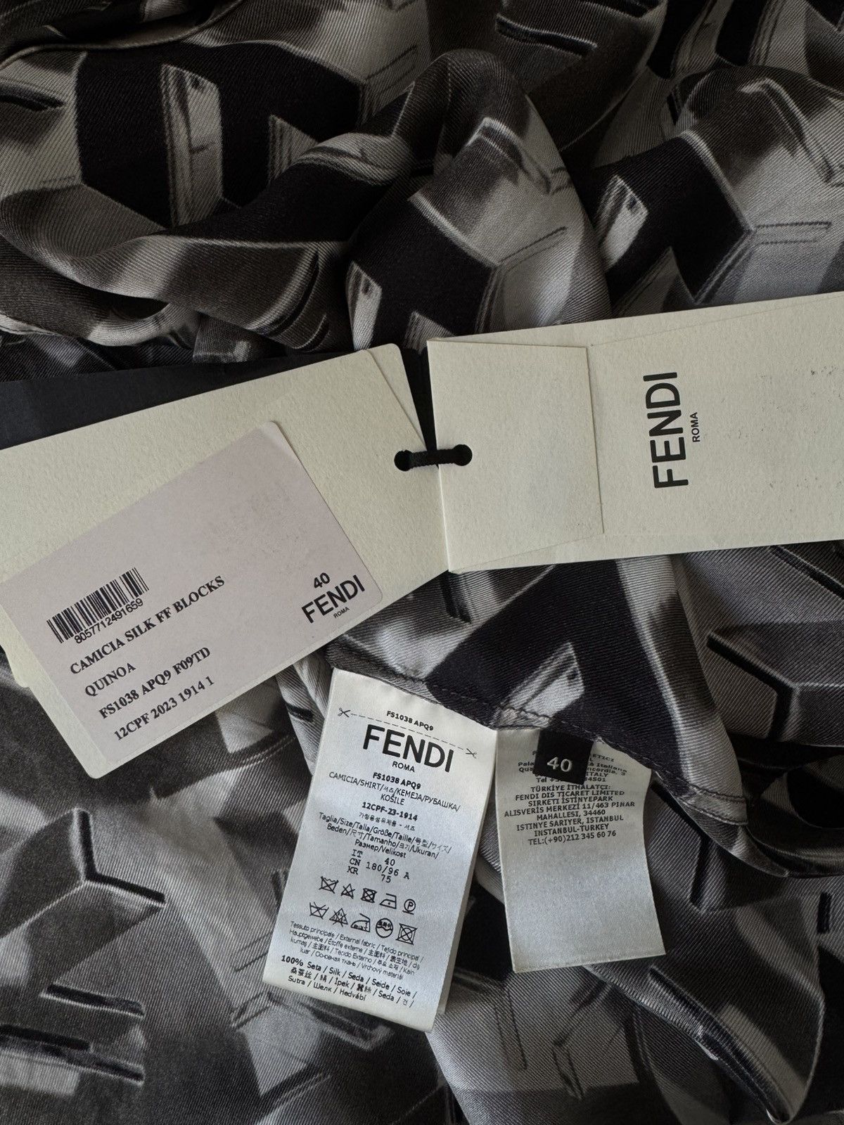 Fendi Fendi FF Blocks Shirt Size US L / EU 52-54 / 3 - 8 Thumbnail