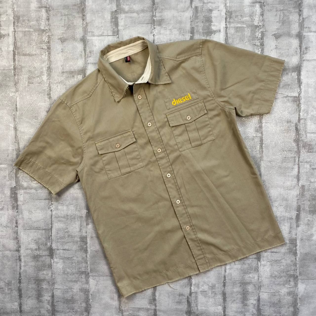 Diesel VINTAGE DIESEL BACK LOGO GRAPHIC PRINT SHIRT Size US XL / EU 56 / 4 - 2 Thumbnail