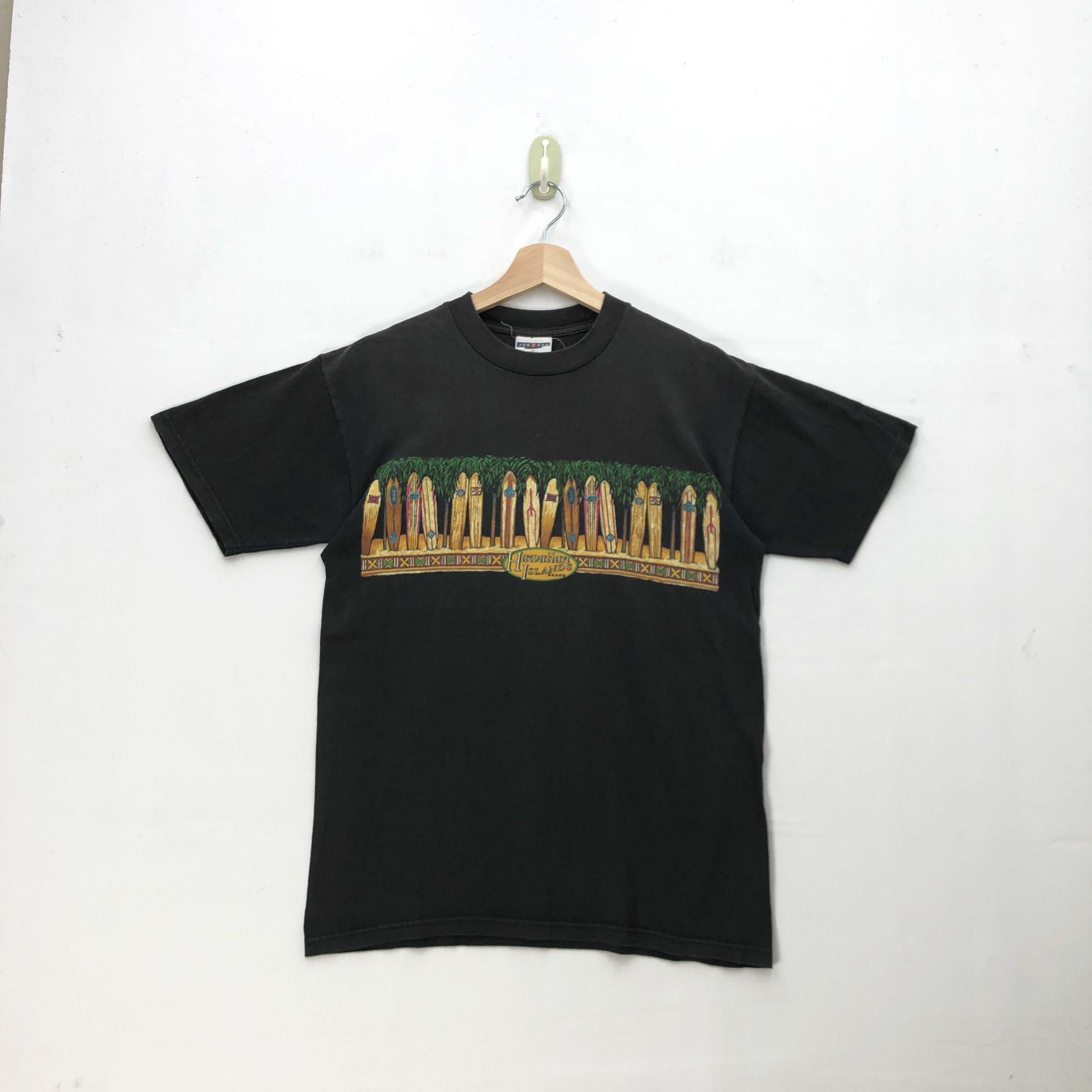 Vintage Vintage Hawaiian Island T Shirt Hawaiian Island Tee Size US M / EU 48-50 / 2 - 1 Thumbnail