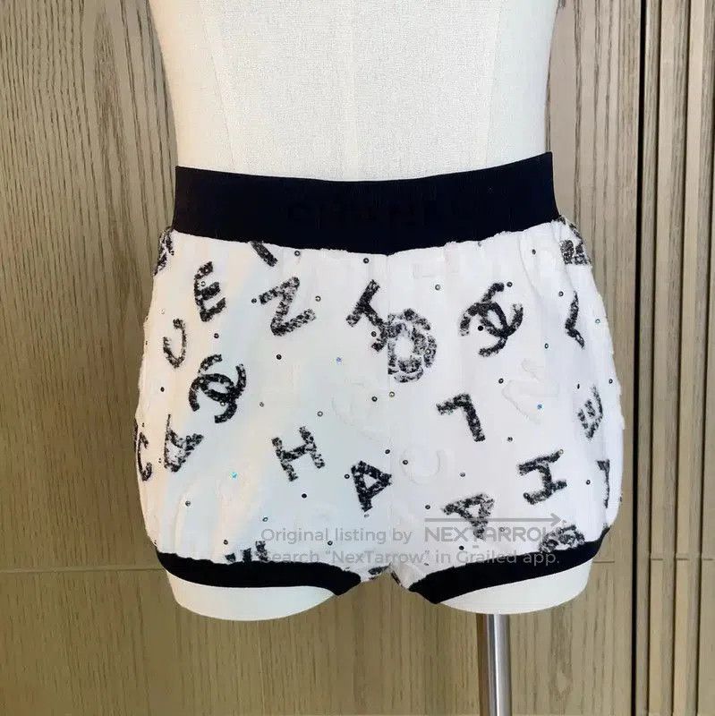 Chanel Chanel Summer White Cotton Blend Shorts . Size 23" - 3 Thumbnail