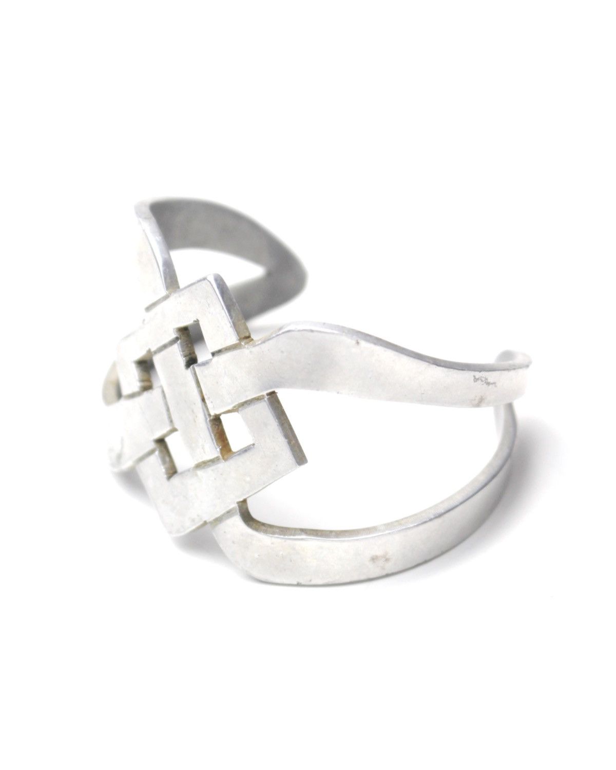 Vintage 2000S JAPANESE MADE INFINITY KNOT SILVER-TONE BRACELET Size ONE SIZE - 3 Thumbnail