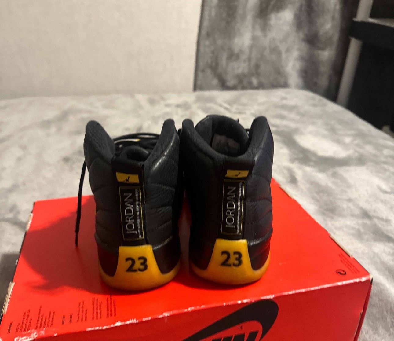 Jordan Brand × Nike Jordan 12 Size US 9 / EU 42 - 5 Thumbnail