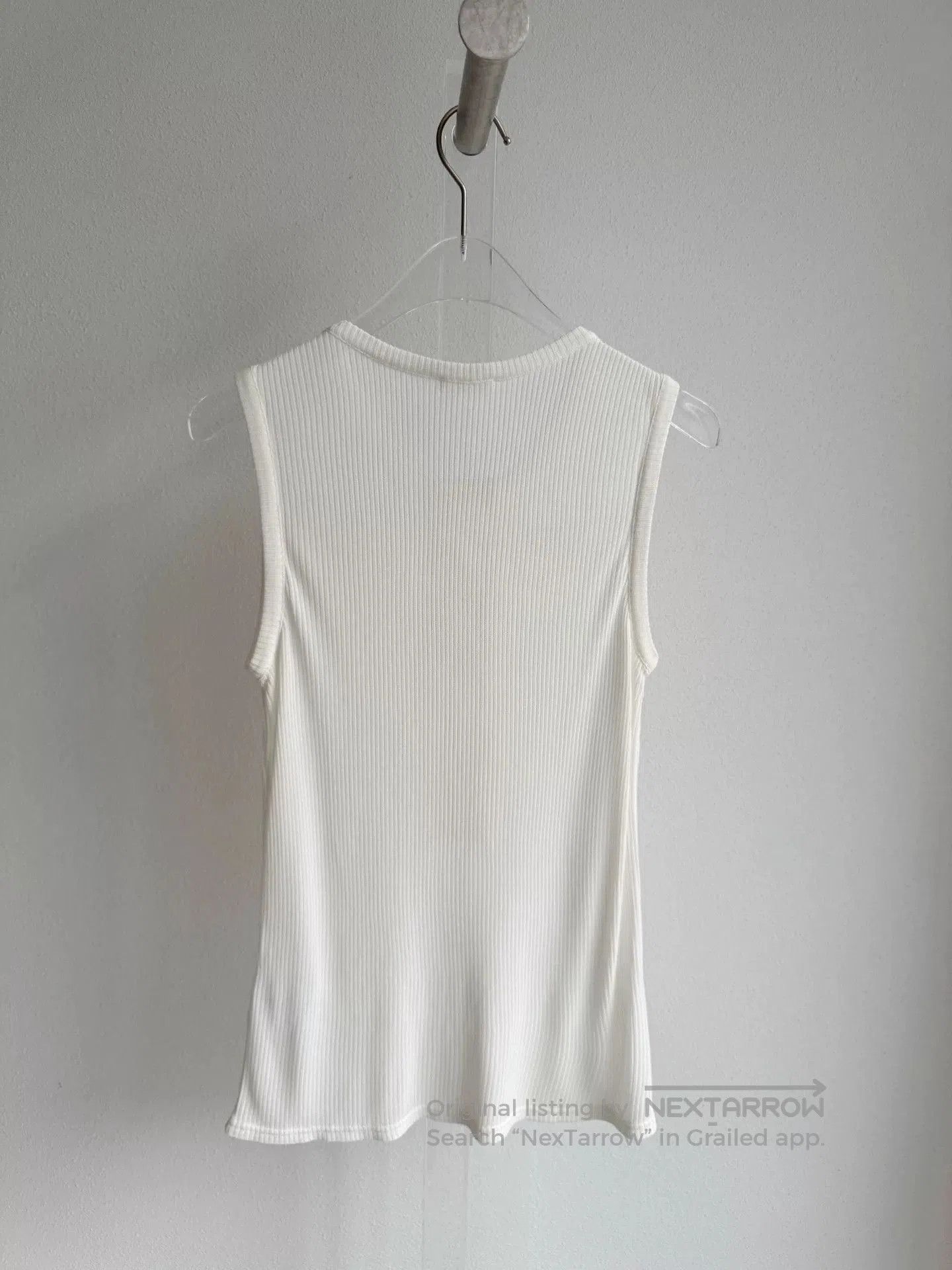 Chanel Chanel 16P White Sleeveless Knit Vest. Size XXS / US 00 / IT 34 - 3 Thumbnail