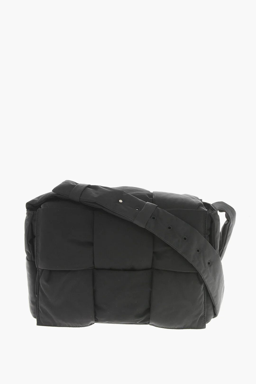Bottega Veneta og1mm0426 Size: OS / Woven Fabric Shoulder Bag in Black Size ONE SIZE - 1 Thumbnail
