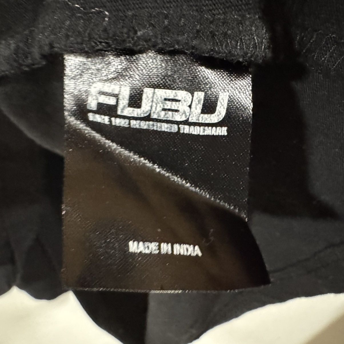 Fubu Vintage Fubu Big Logo For Us By Us Shirt Mens Large Black Size US L / EU 52-54 / 3 - 7 Thumbnail