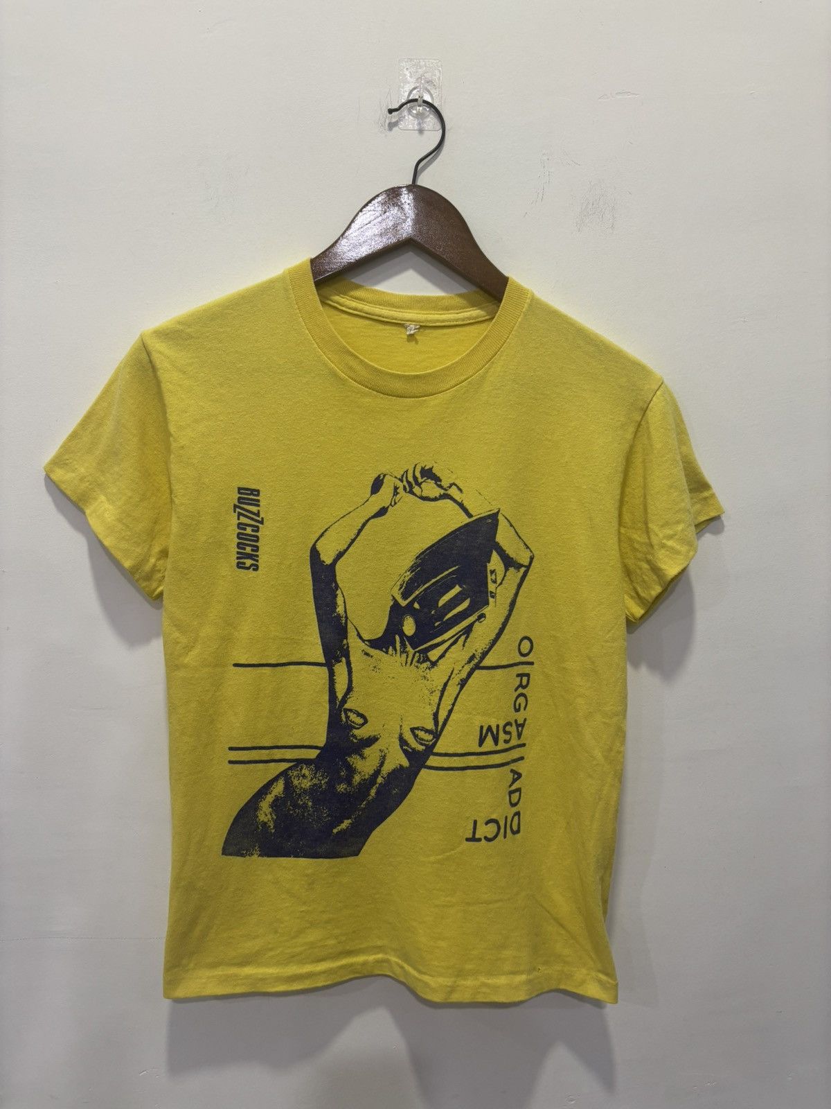 Band Tees Vintage 80’s Buzzcocks Tshirt Size US S / EU 44-46 / 1 - 1 Thumbnail