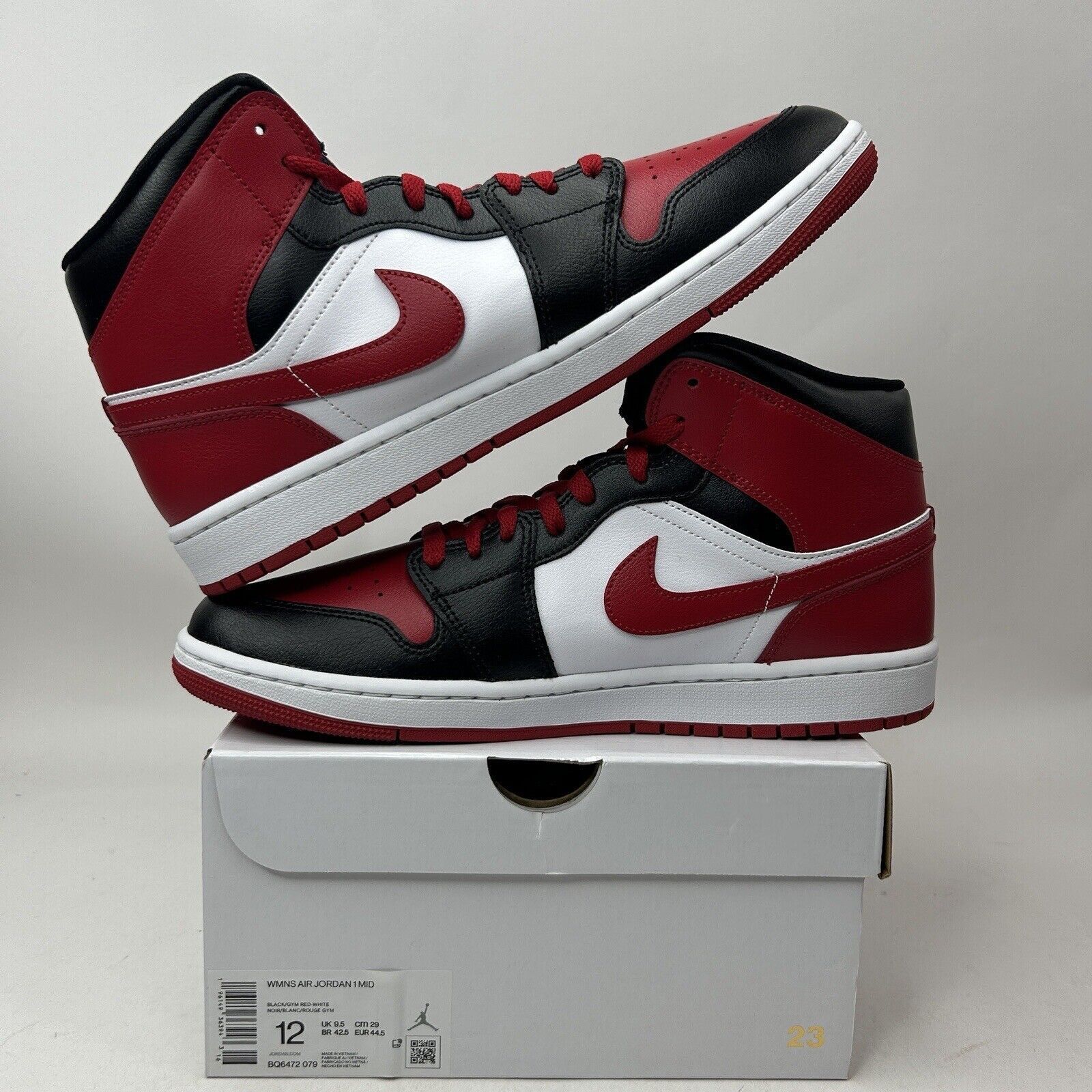 Nike Nike Air Jordan 1 Mid Retro “Bred Toe” 2023 Size US 10.5 / EU 43-44 - 3 Thumbnail