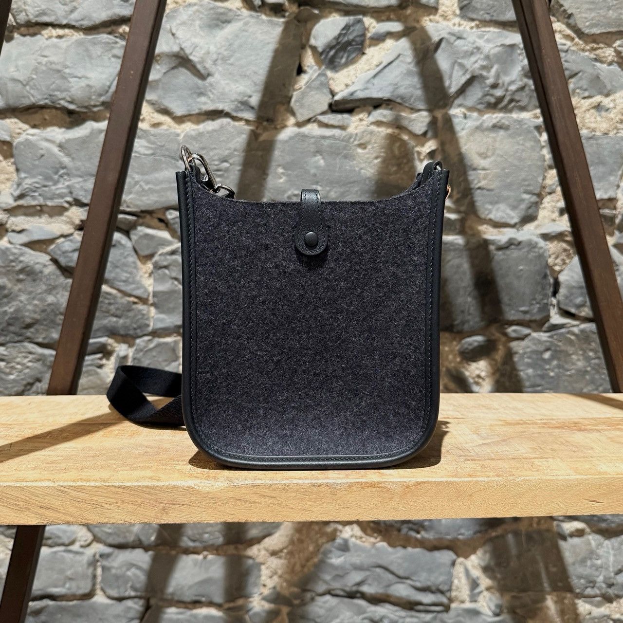 Hermes Hermès 2023 Black Wool Feutre Evelyne 16 TPM Crossbody Bag Size ONE SIZE - 4 Thumbnail