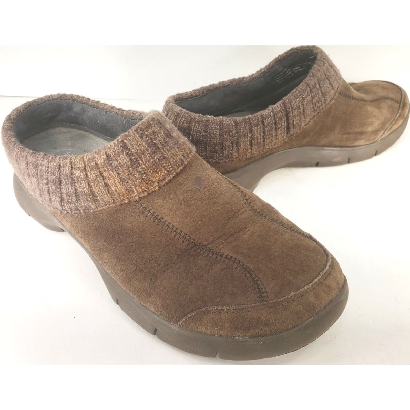 Dansko Dansko Eartha Brown Suede Slip-On Comfort Shoes Women M 10 US 41 EU Casual Low Top Rounded Toe Size L / US 10 / IT 46 - 2 Thumbnail