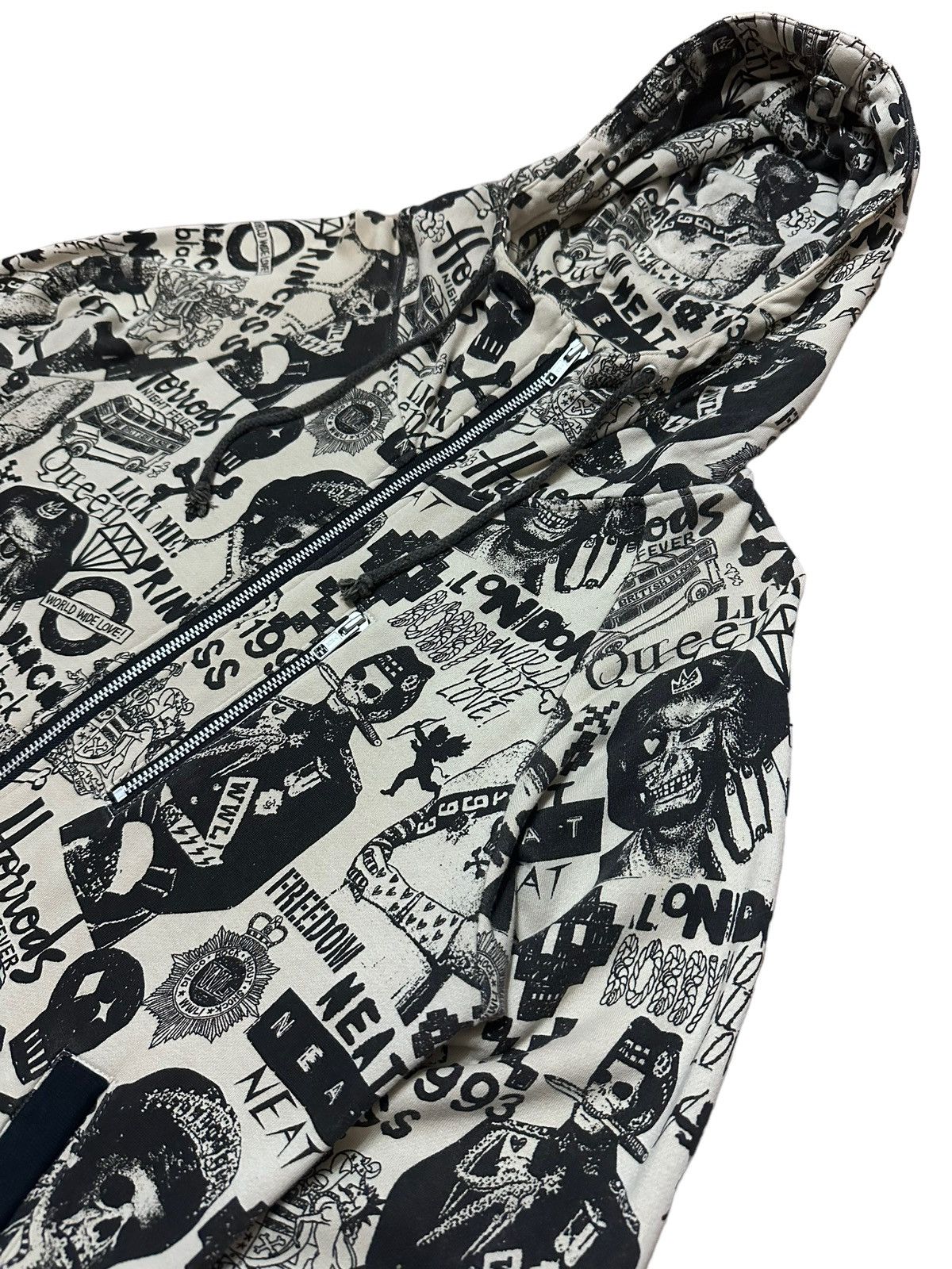 Hysteric Glamour 🇯🇵 World Wide Love OVP Skulls Punk Rock Hoodie Size US S / EU 44-46 / 1 - 3 Thumbnail
