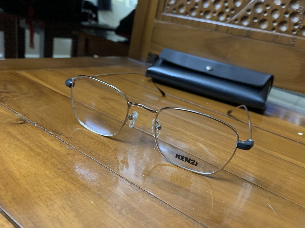 Other Kenzo glasses with black flip cover Size ONE SIZE - 5 Thumbnail