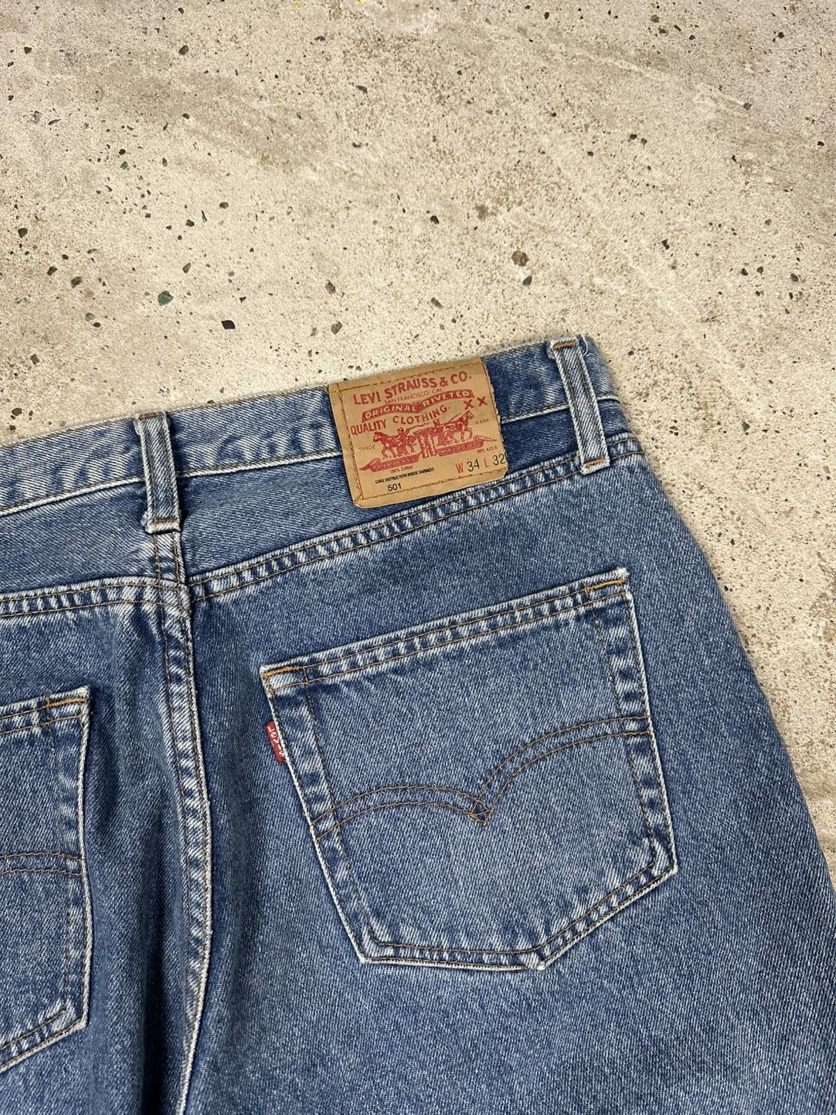 Levi's × Vintage Vintage 1993 Levi’s 501 Blue Denim Pants Jeans France Size US 33 - 12 Thumbnail