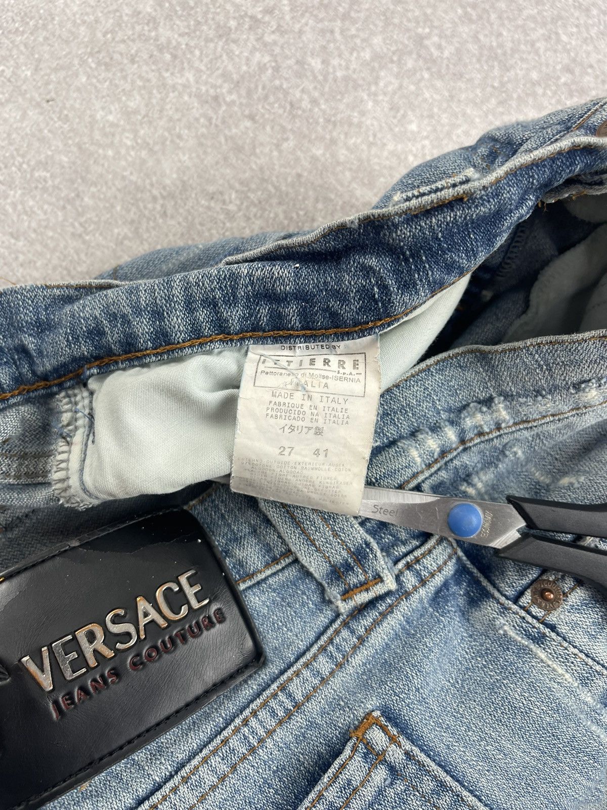 Versace Jeans Couture Vintage Versace Jeans Couture Distressed Denim Jeans Size 27 Size 27" / US 4 / IT 40 - 11 Thumbnail