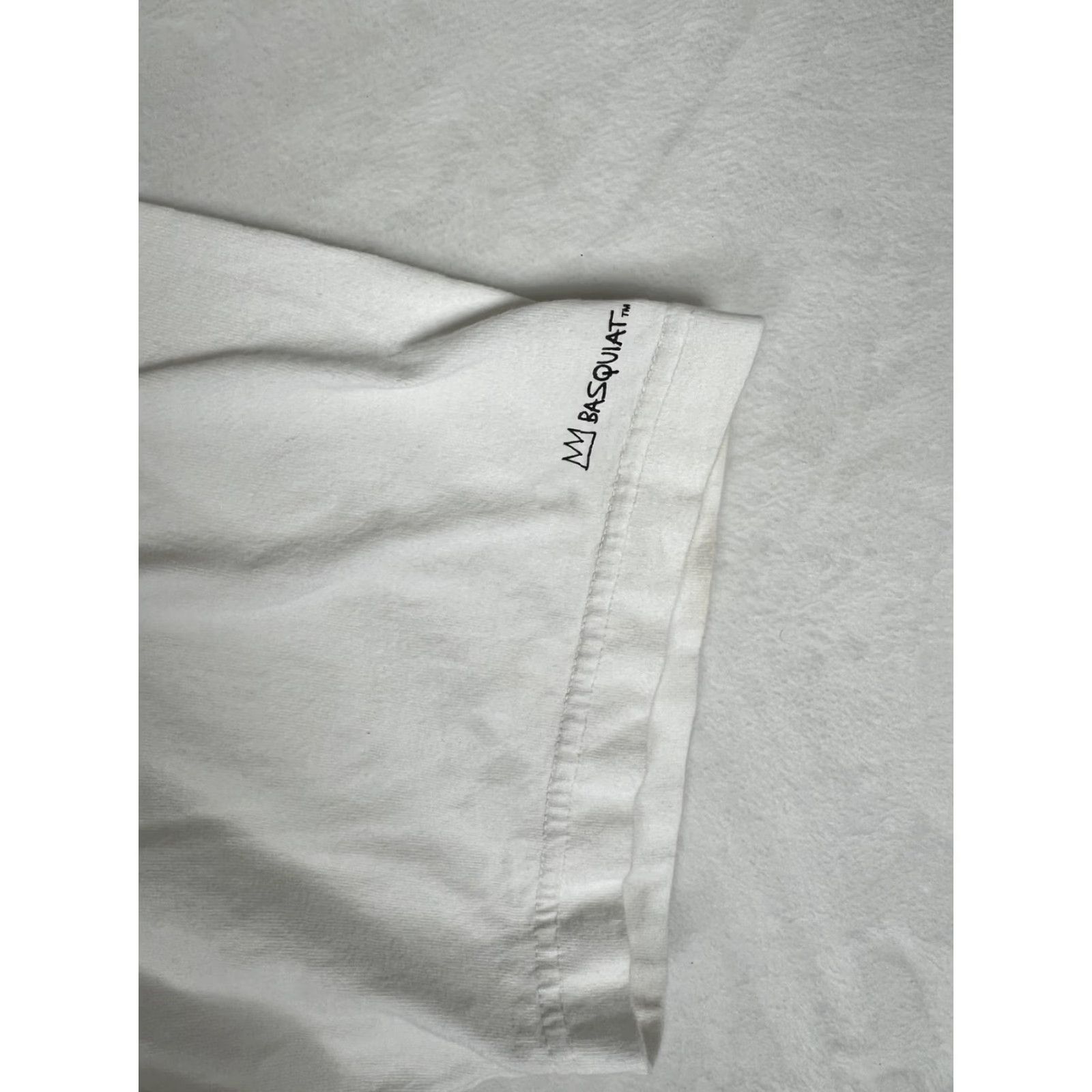 Uniqlo Uniqlo Shirt Mens XL White Basquiat Looney Tunes Bugs Bunny Graphic Size US XL / EU 56 / 4 - 5 Thumbnail