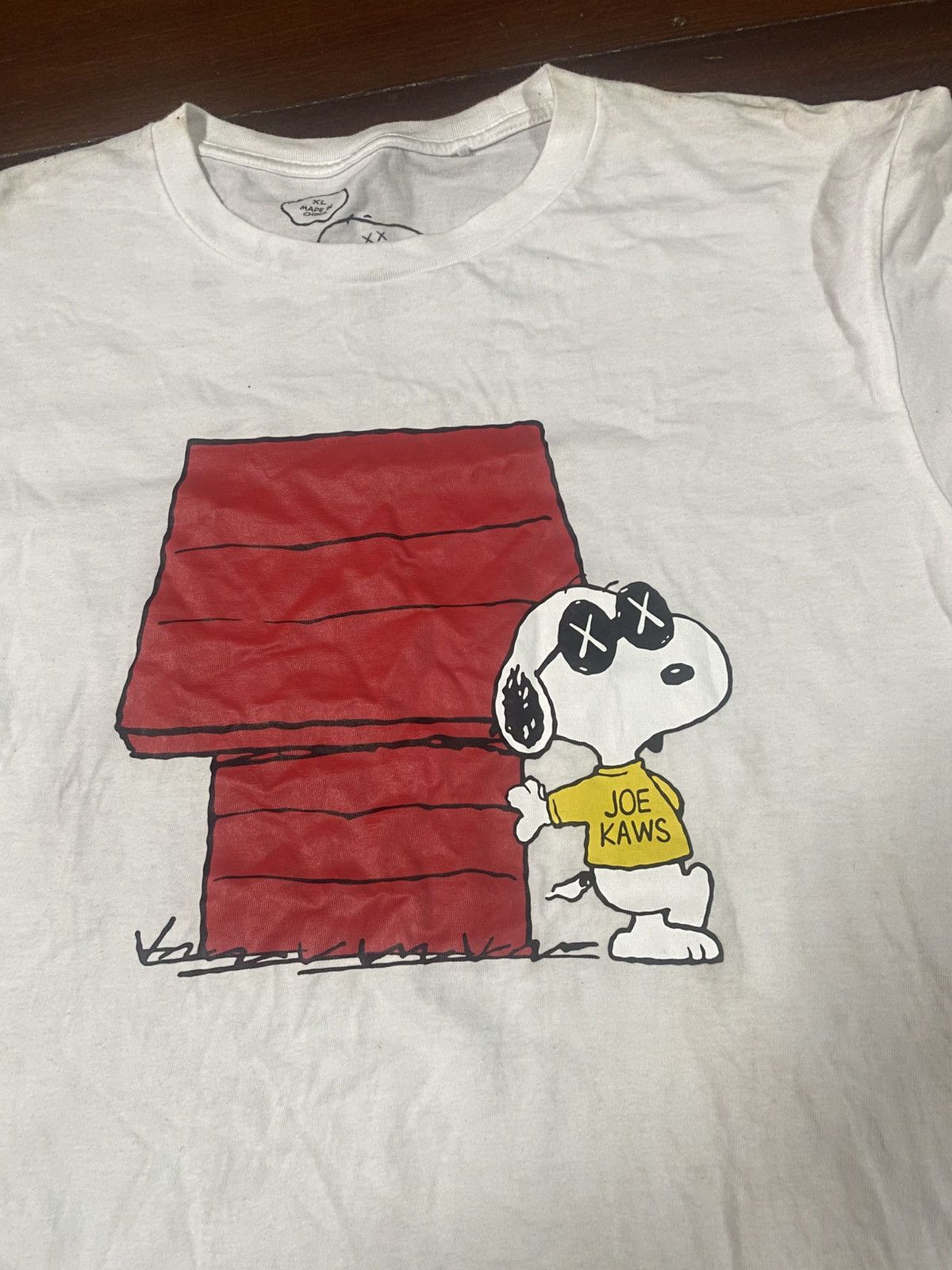 Kaws Kaws x Uniqlo x Peanuts Joe Kaws Snoopy Tee XL Black Size US XL / EU 56 / 4 - 5 Thumbnail