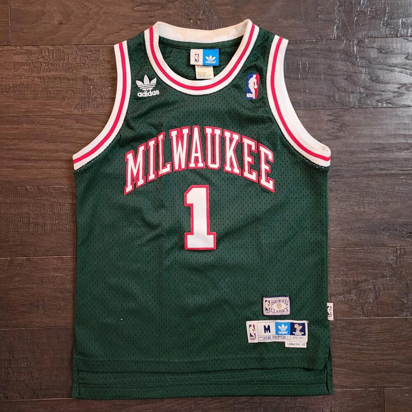 Other Oscar Robertson Milwaukee Bucks Adidas Hardwood 70-71 M L+2 Size ONE SIZE - 1 Thumbnail