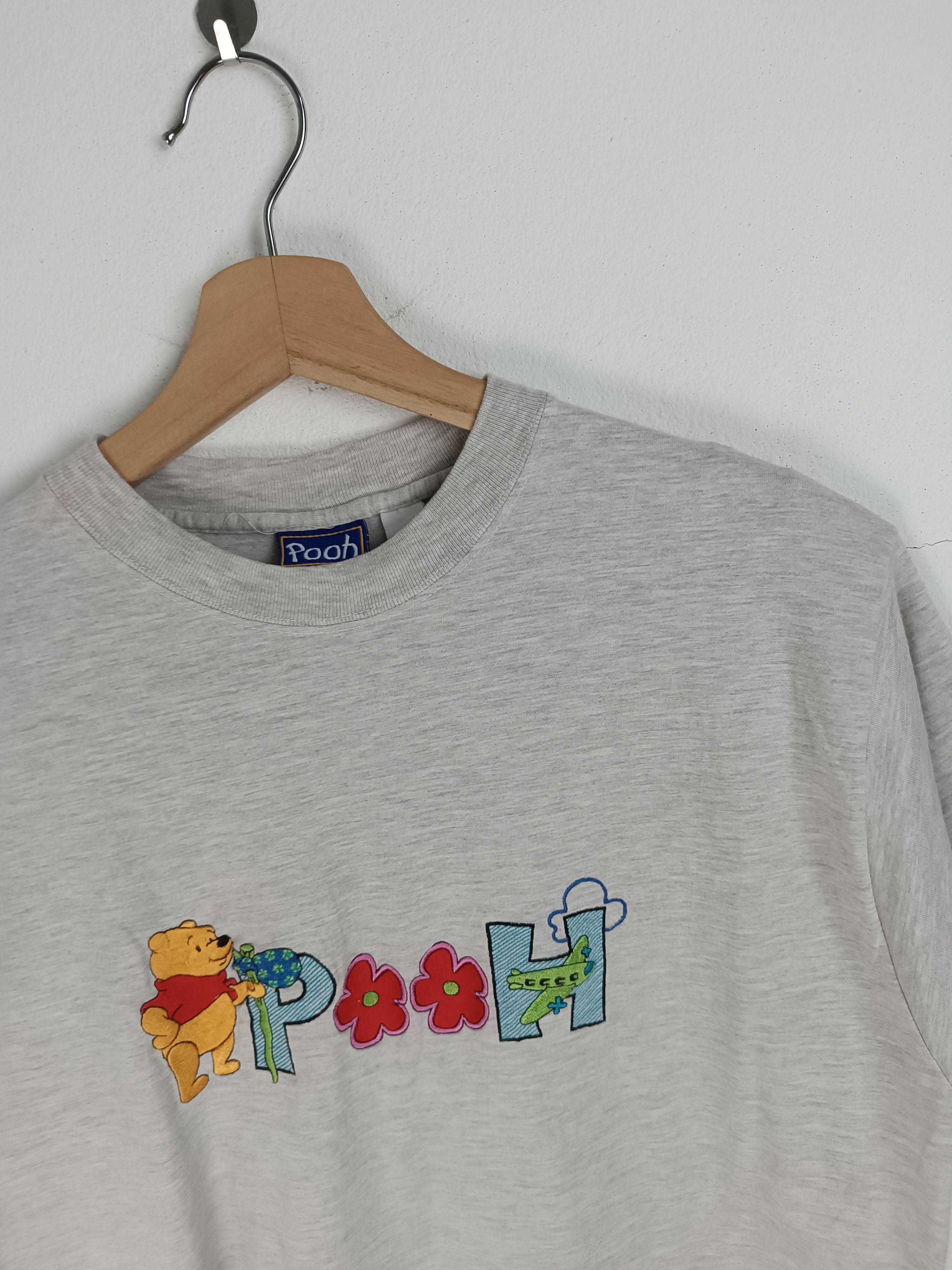 Disney VINTAGE 90'S DISNEY POOH EMBROID LOGO TEE piglet tigger roo Size US L / EU 52-54 / 3 - 11 Thumbnail