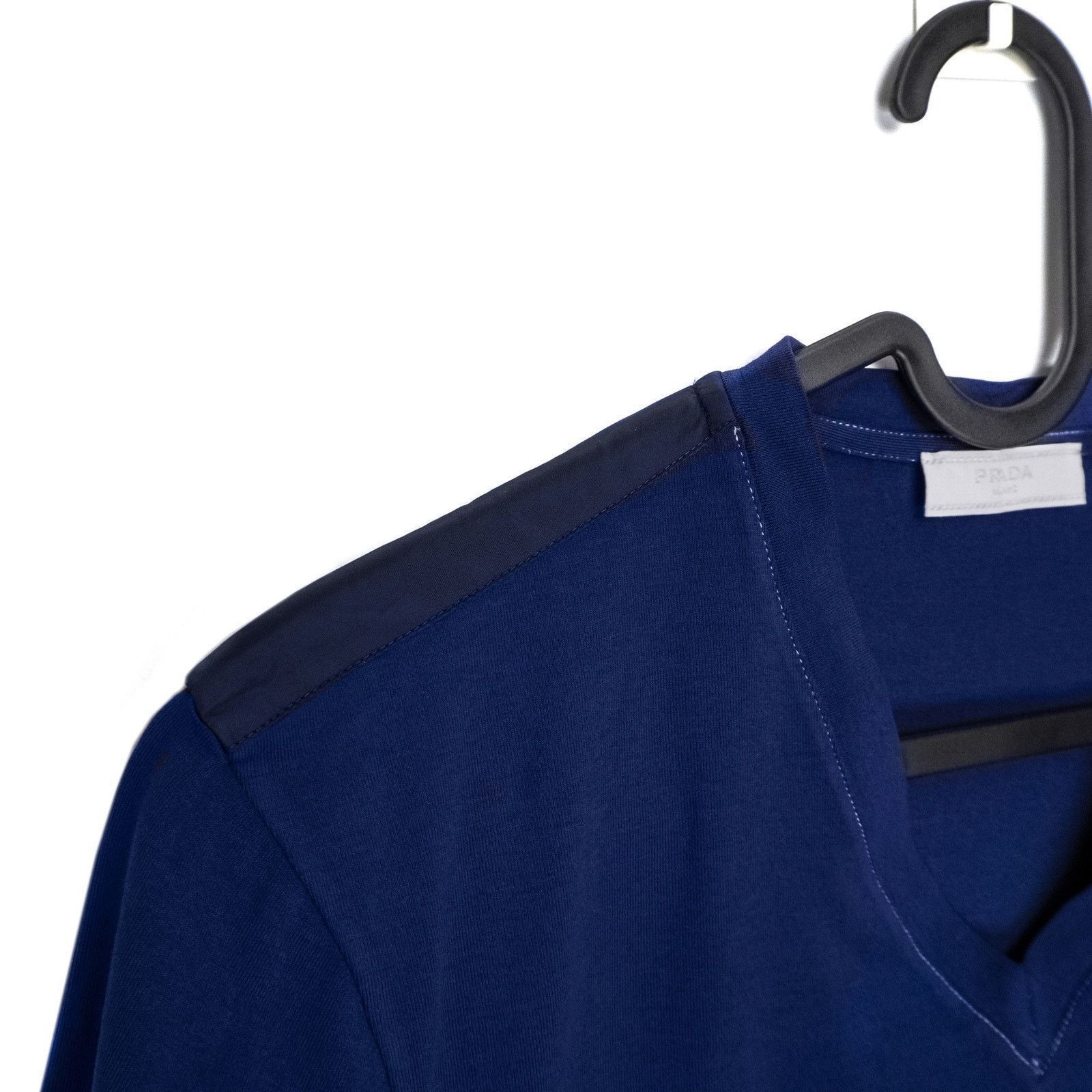 Prada Prada Linea Rossa Red Tab Logo Nylon Pocket Tee Shirt Size US S / EU 44-46 / 1 - 7 Thumbnail
