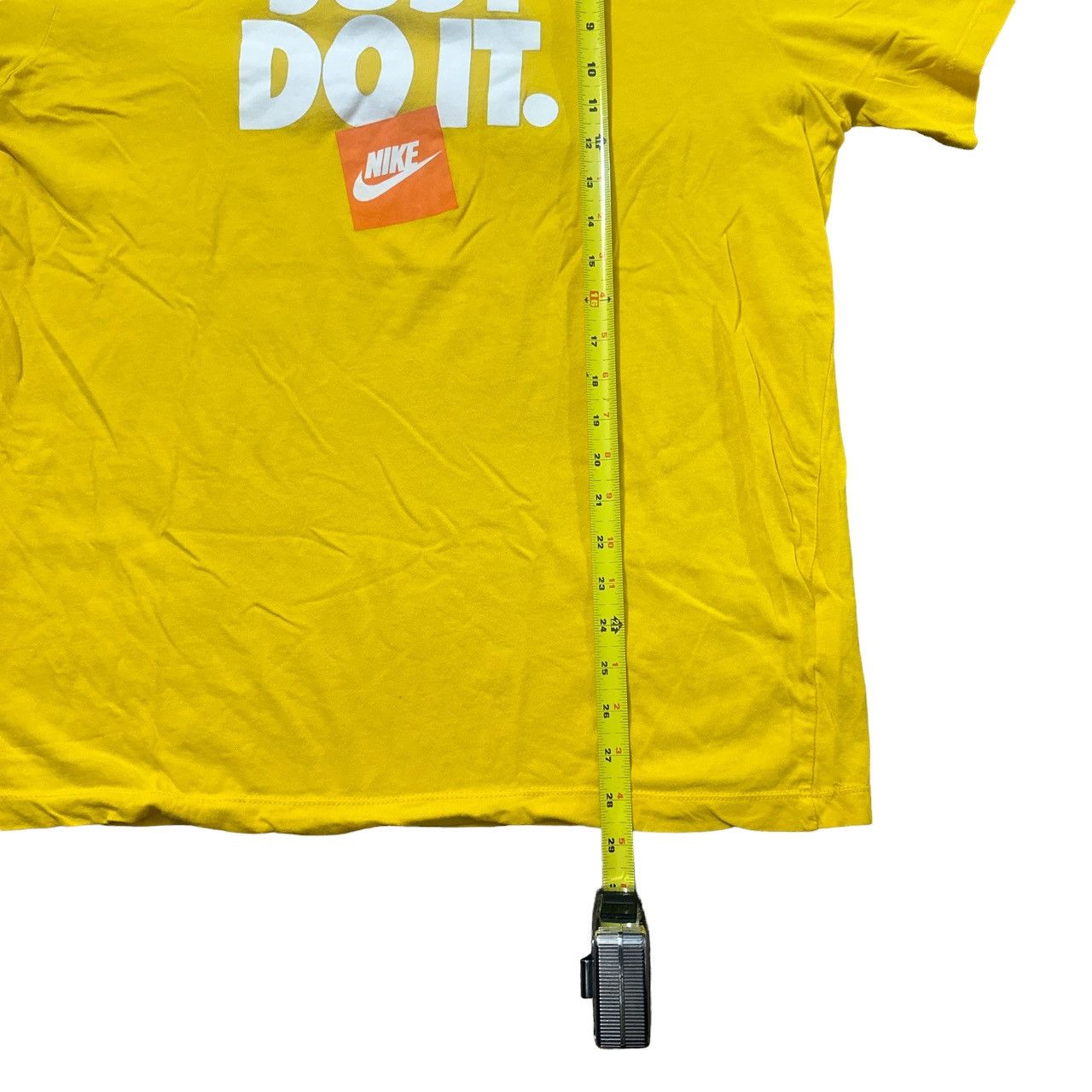 Nike Mens Yellow Nike T-shirt Size US XL / EU 56 / 4 - 2 Thumbnail