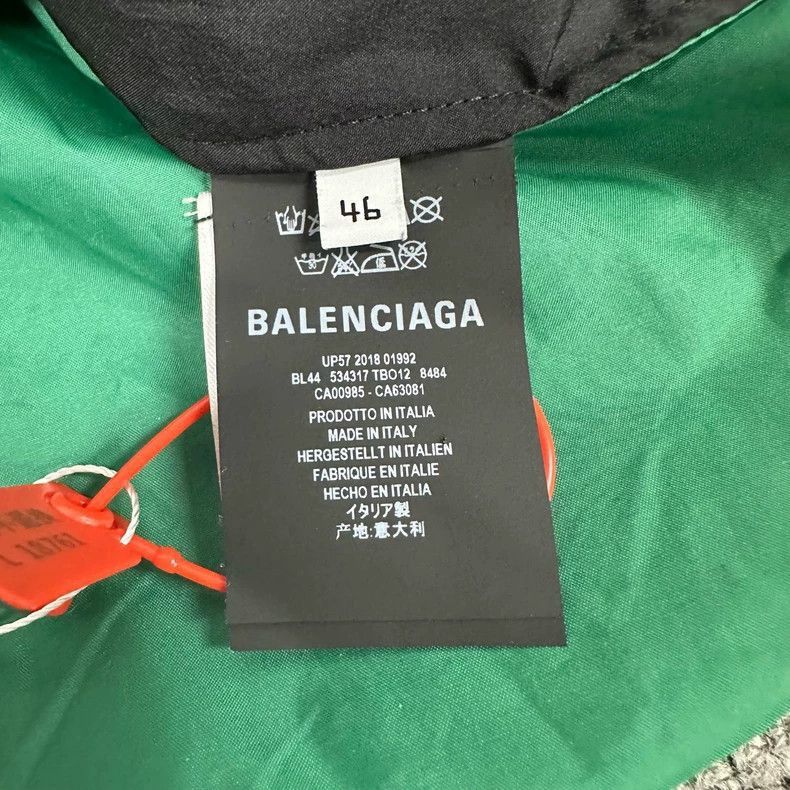 Balenciaga balenciagaLogo-2507 Size US S / EU 44-46 / 1 - 7 Thumbnail