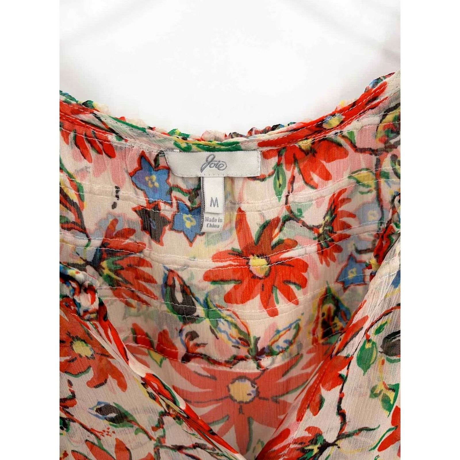 Joie Pre-Owned Joie Ivory Floral Button Down Size Medium Shirt Womens Size M / US 6-8 / IT 42-44 - 3 Thumbnail