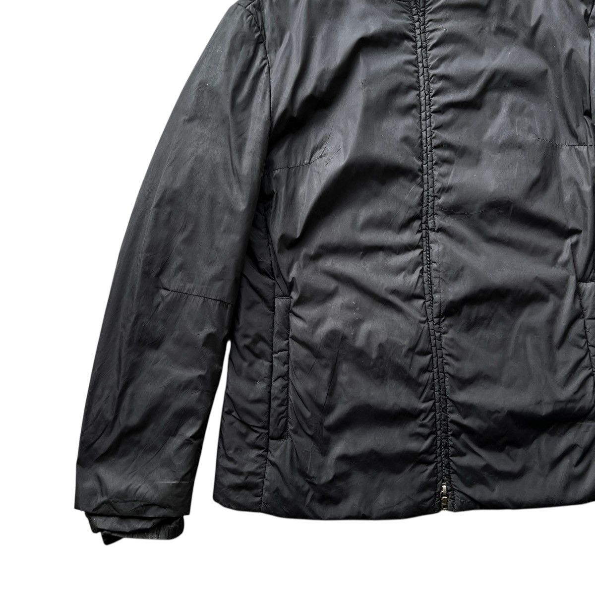 Prada Vintage Prada Light Puffer Jacket Made In Italy Size 42 Size S / US 4 / IT 40 - 5 Thumbnail