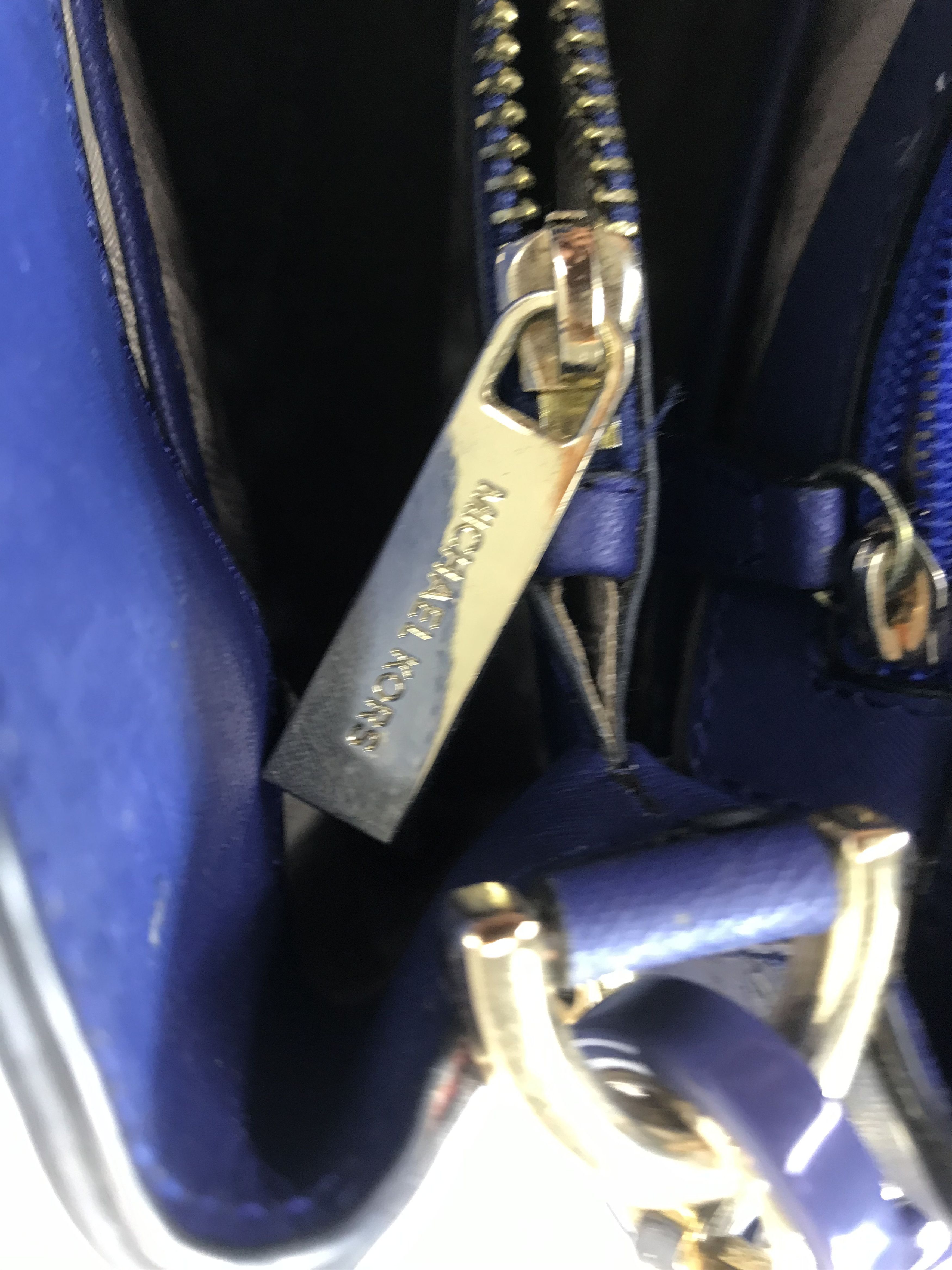 Michael Kors Michael Kors Detachable Shoulder Leather Bag Minimalist Size ONE SIZE - 5 Thumbnail