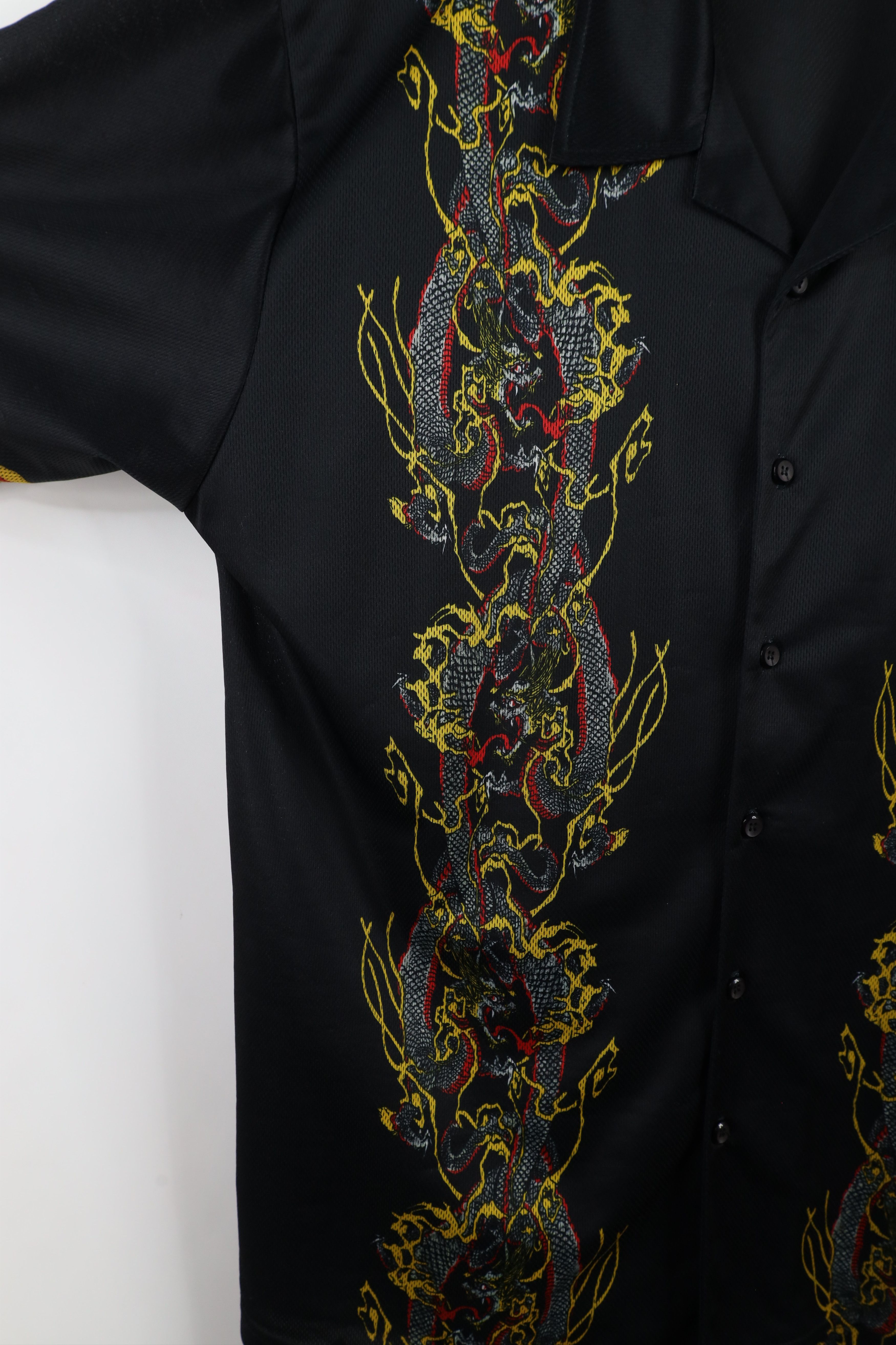 Vintage Vintage 90s Streetwear Dragon Mythical Fantasy Button Shirt Size US L / EU 52-54 / 3 - 5 Thumbnail