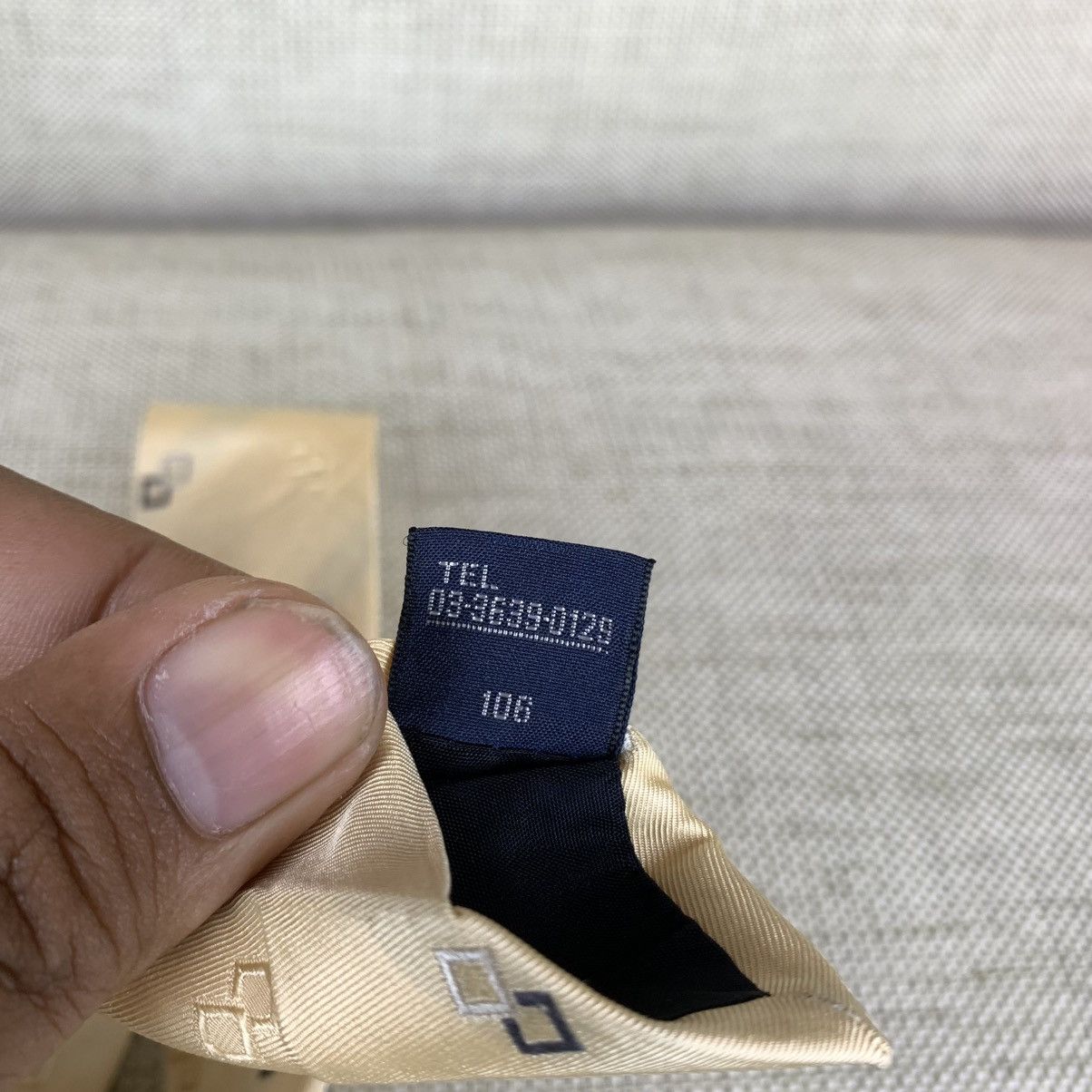 Burberry Burberry Soft Gold Silk Tie Caravatte Size ONE SIZE - 9 Thumbnail