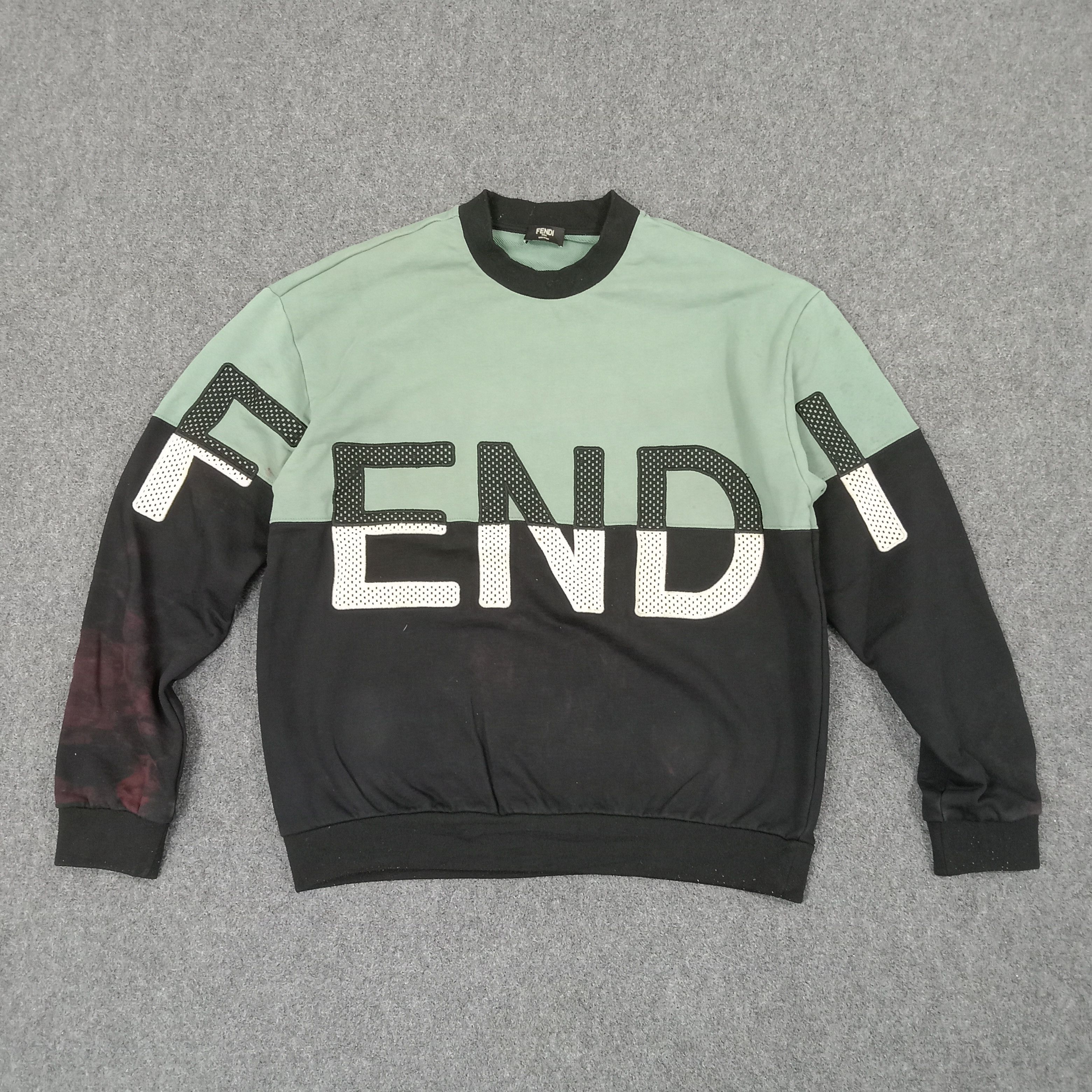Other Fendi Designer Brand Big Design Sweatshirt C234N5 Size US L / EU 52-54 / 3 - 1 Thumbnail