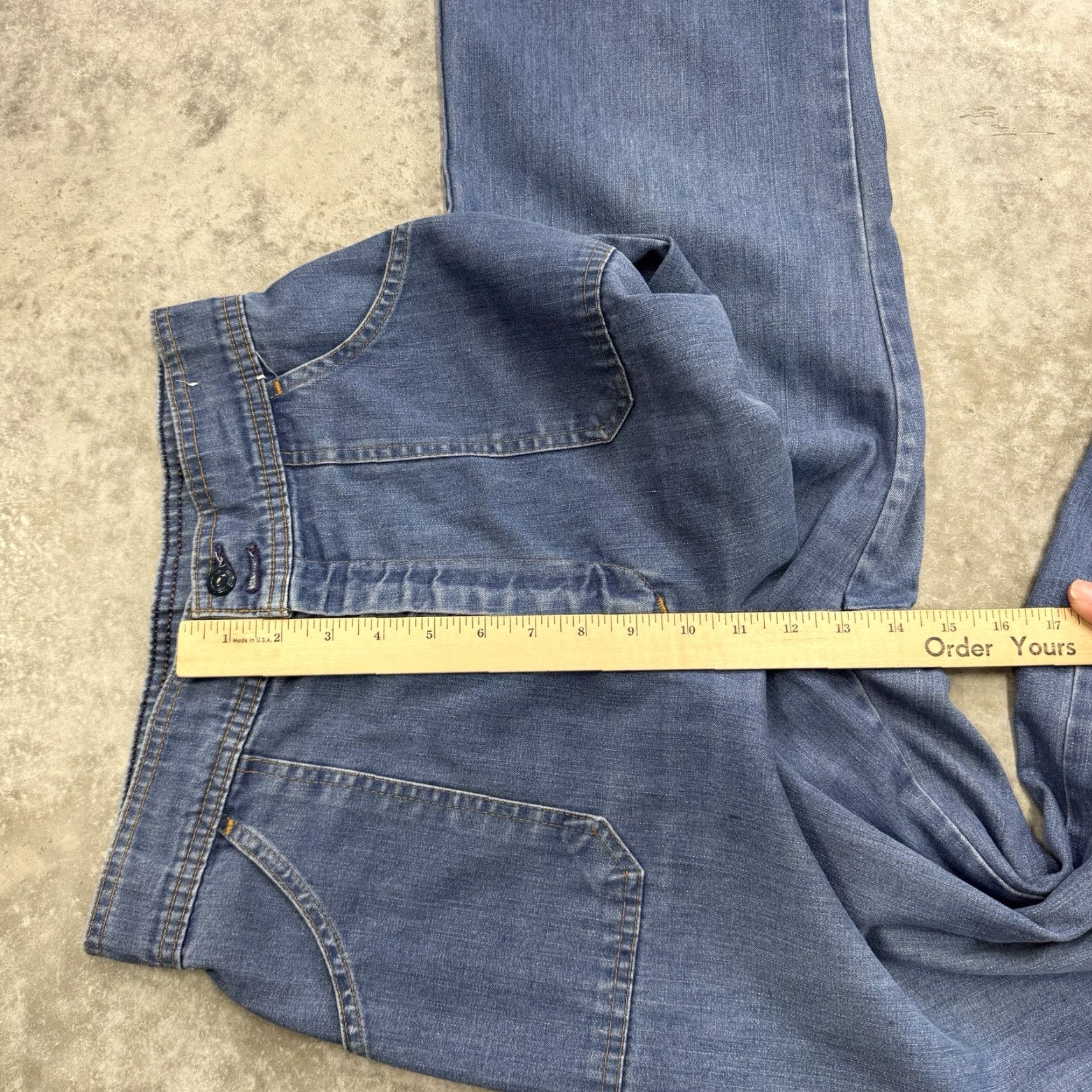 Levi's VINTAGE Levi's Orange Tab Jeans Womens 27 Blue Bell Bottom 70s Hippie Bohemian Rock Festival USA 60s 70s Womens Jeans 27 Blue Levis 684? Flared Size 27" / US 4 / IT 40 - 6 Thumbnail