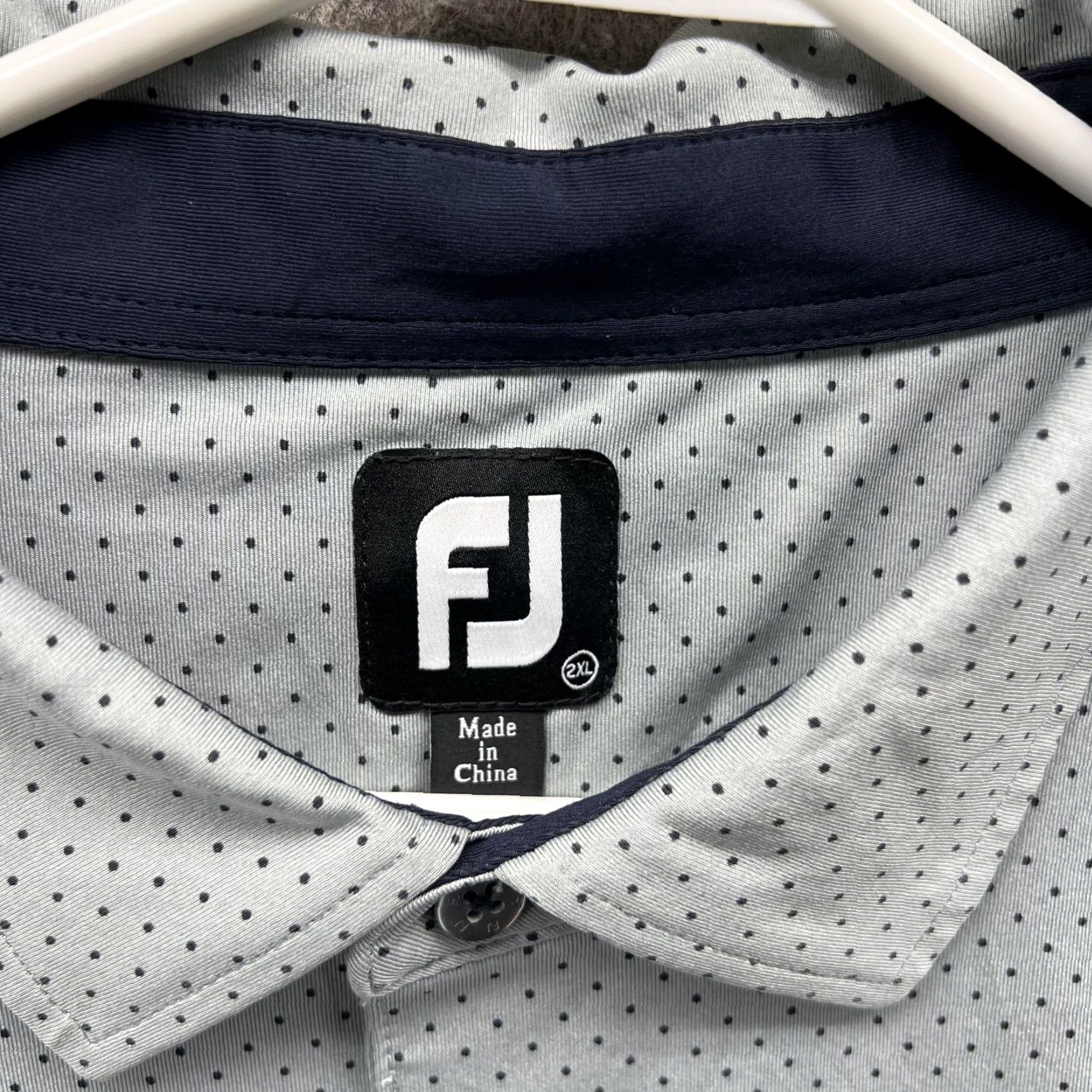Footjoy FootJoy Polo Shirt Mens 2XL Gray Polka Dot Golf Performance Short Sleeve Long 2XL Mens Polo Shirt Gray Polka Dot Golf Performance Stretch Short Sleeve Size US XXL / EU 58 / 5 - 4 Thumbnail