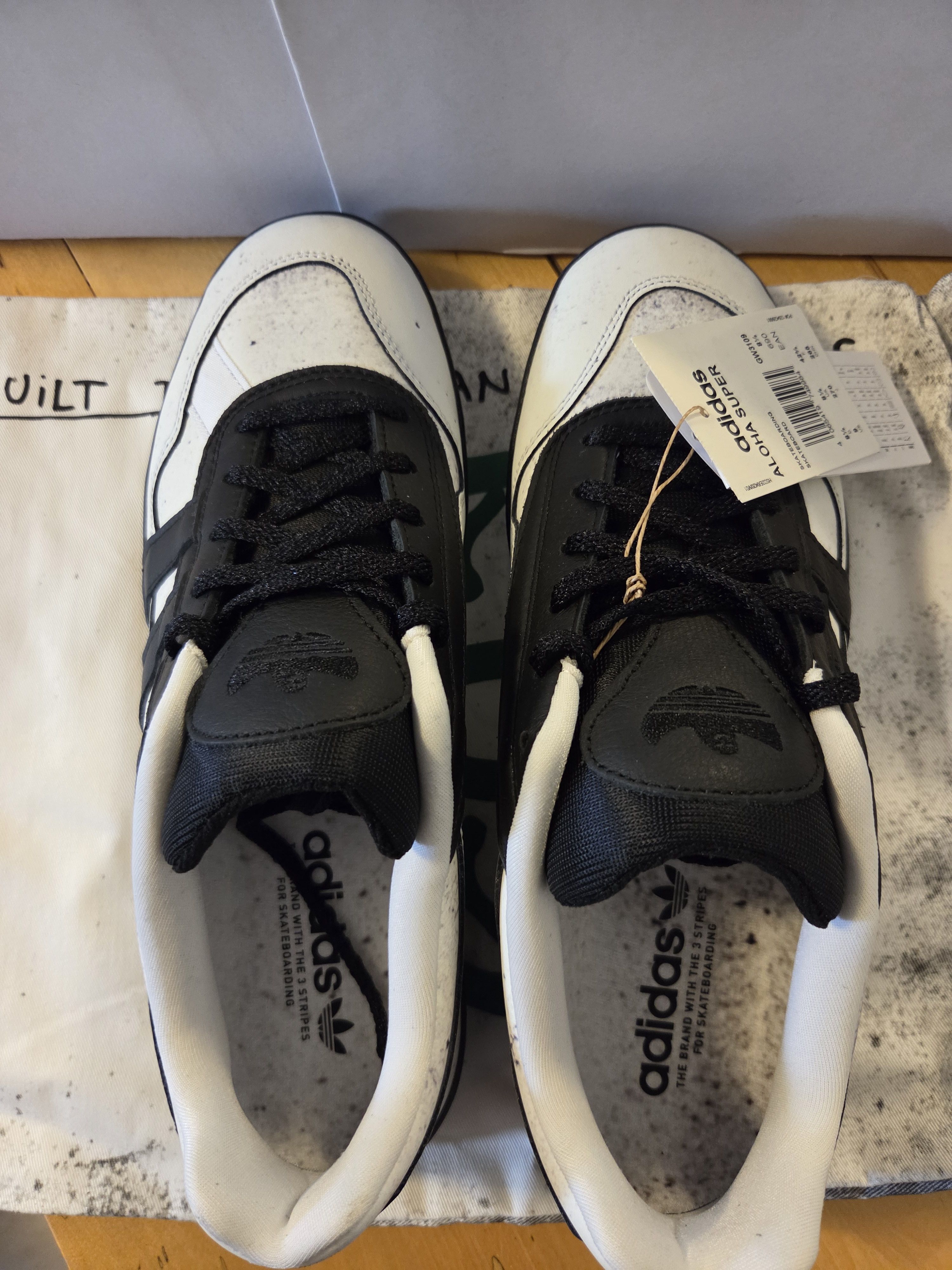 Adidas Adidas aloha super Size US 9 / EU 42 - 1 Thumbnail