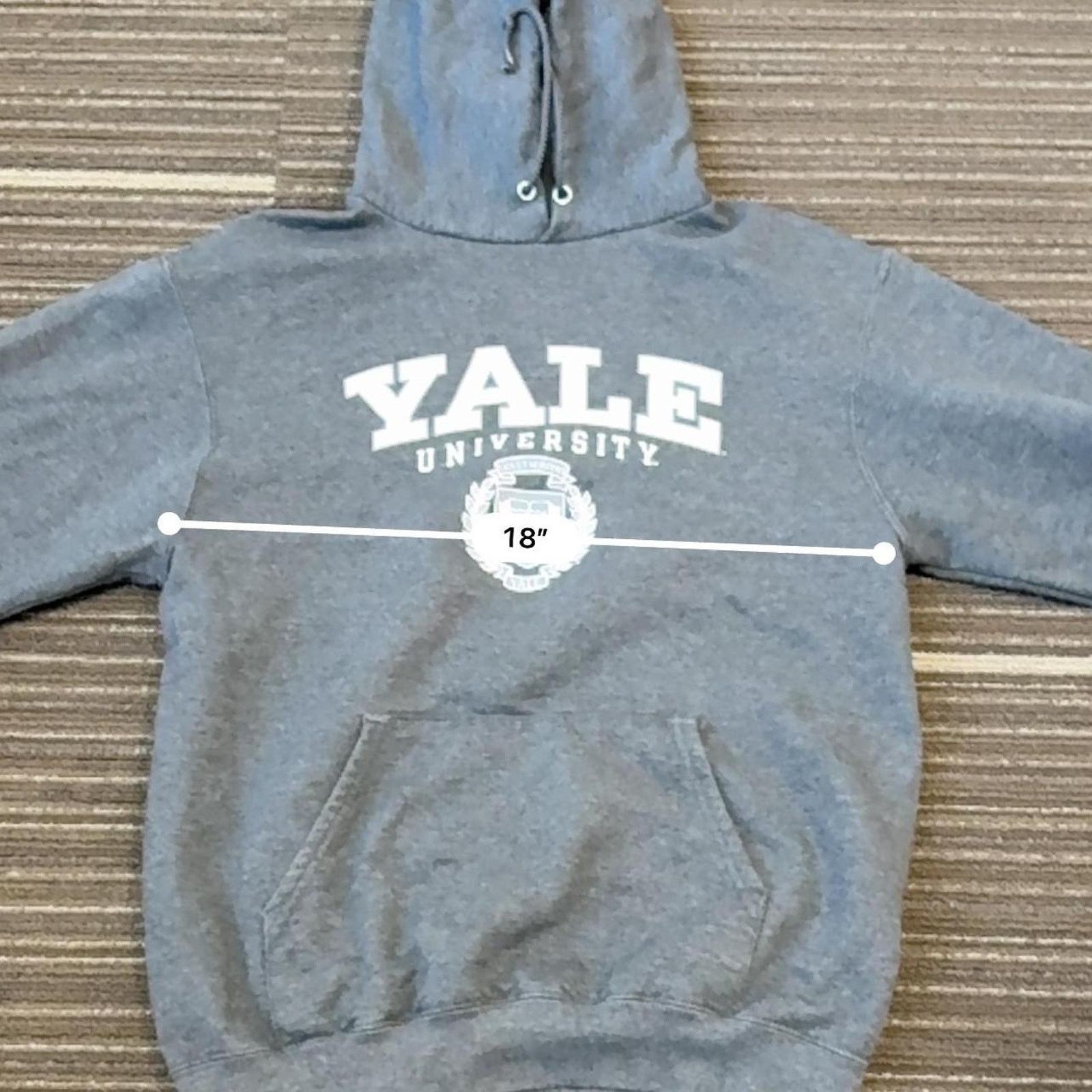 Champion Yale University Champion Grey and White hoodie Size US M / EU 48-50 / 2 - 5 Thumbnail