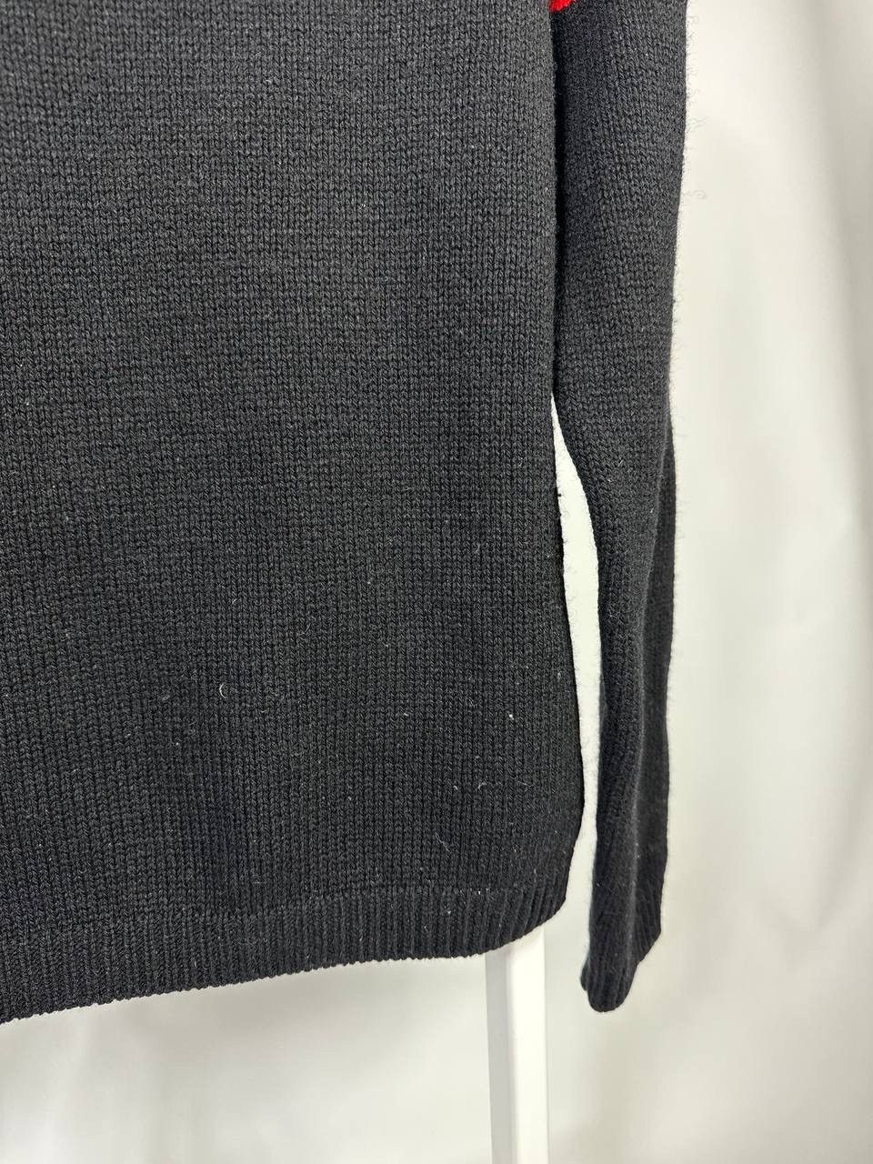 Moncler × Vintage ⚫️RARE Moncler Wool Sweater Black Logo Crewneck Jumper Size M Size M / US 6-8 / IT 42-44 - 10 Thumbnail