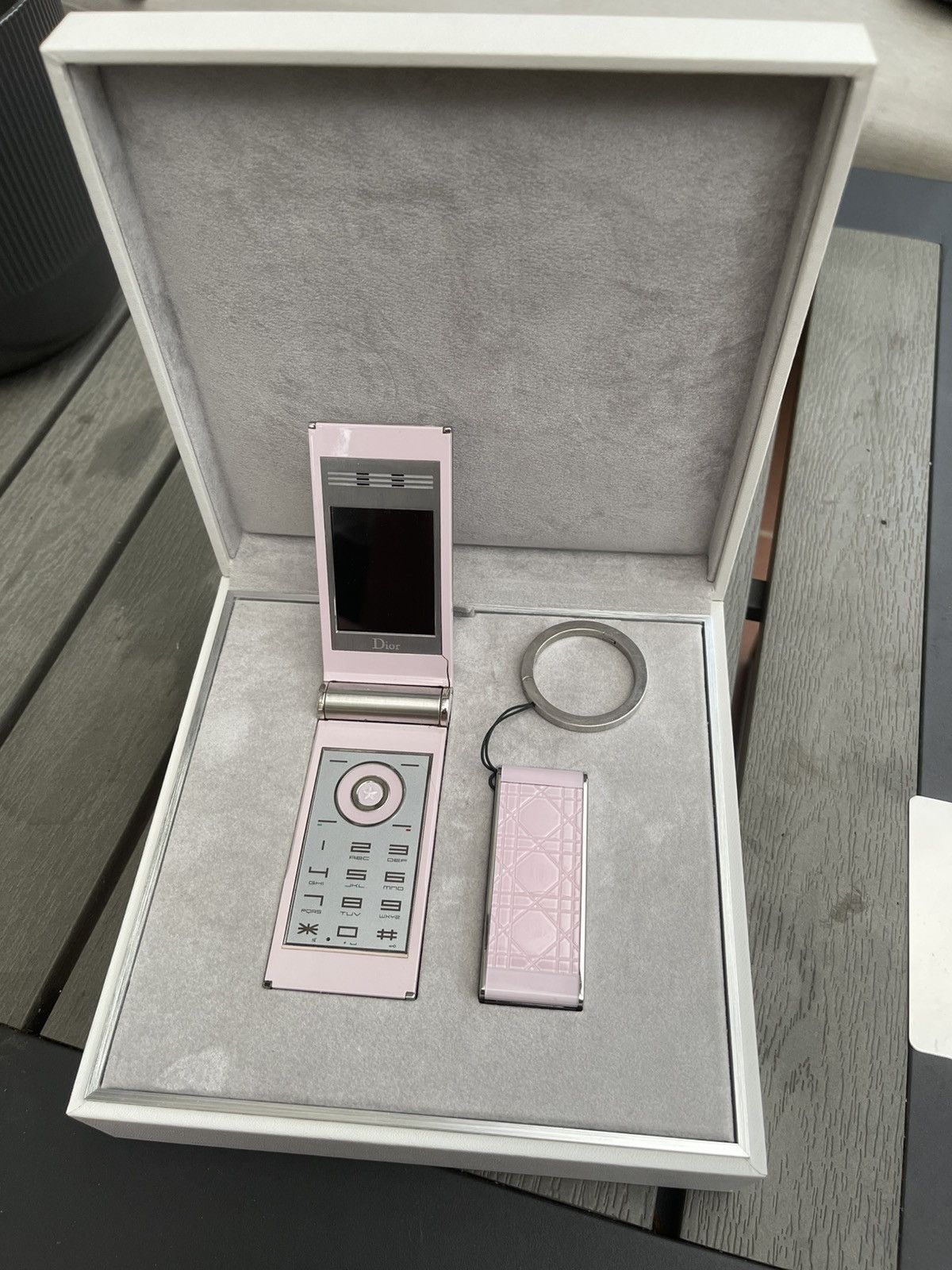 Christian Dior Monsieur Vintage Dior Phone limited edition Size ONE SIZE - 2 Thumbnail