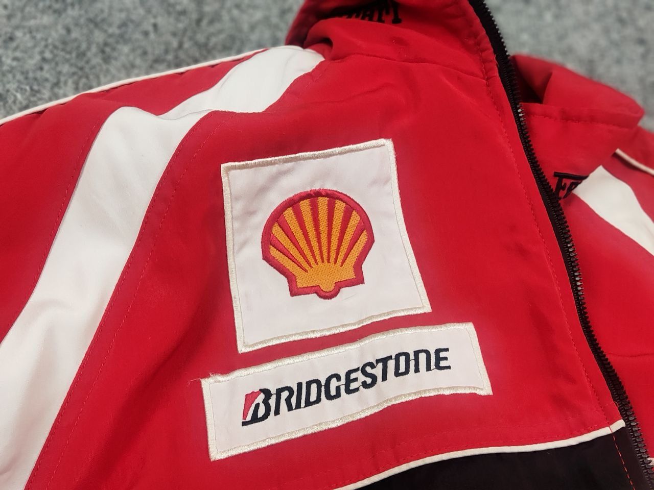 NASCAR Vintage Ferrari Red All logo Racing Bomber Jacket Y2K Style Size US M / EU 48-50 / 2 - 21 Thumbnail