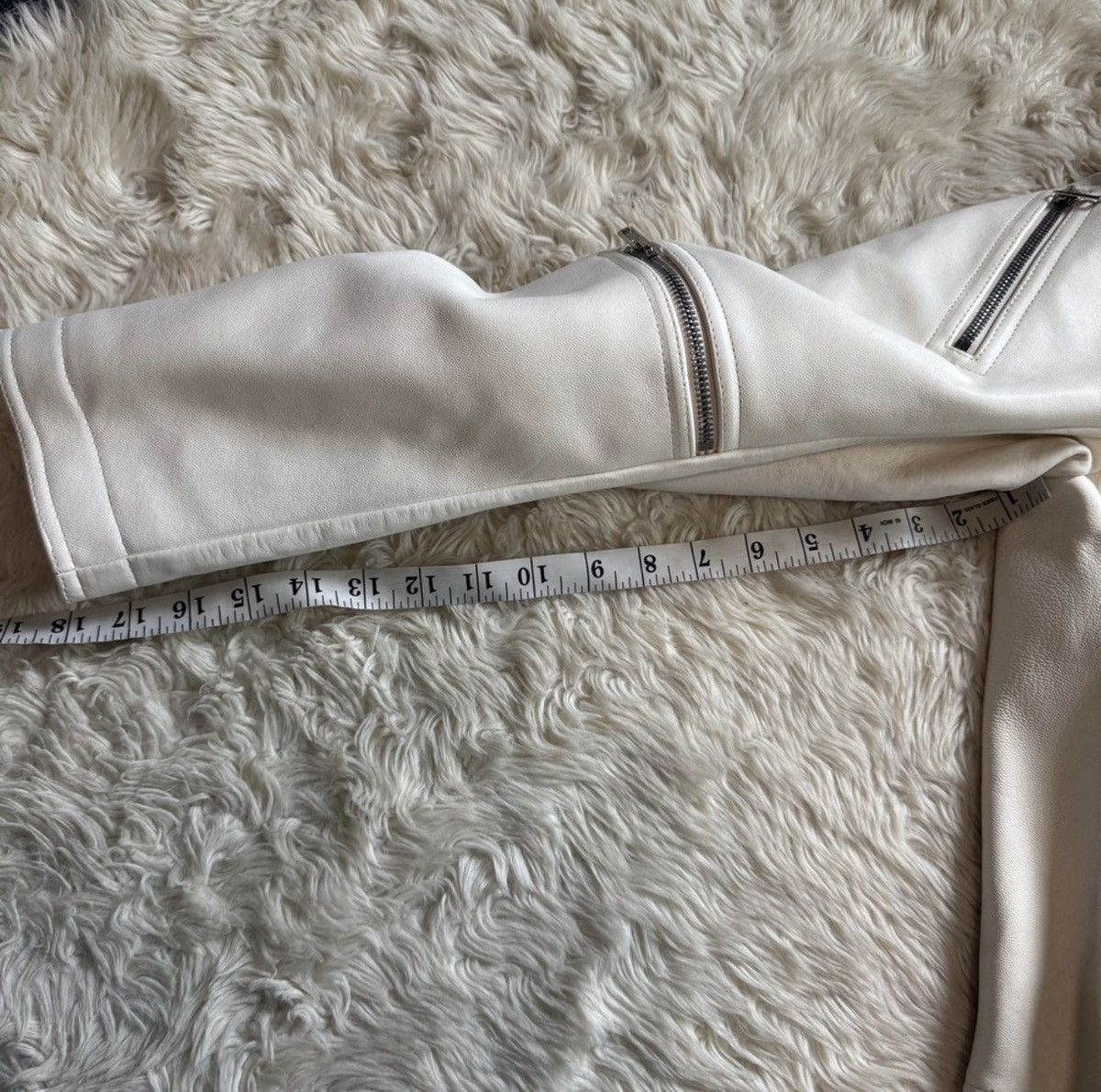 Rick Owens Rick Owens Concordians cropped Bauhaus stooges Albino Jacket Size US L / EU 52-54 / 3 - 15 Thumbnail