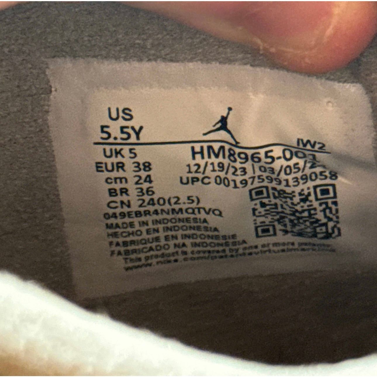 Jordan Brand × Nike Size 5.5 - Air Jordan 4 Retro SE GS Wet Cement Men's Shoes Size US 5.5 / EU 38 - 7 Thumbnail