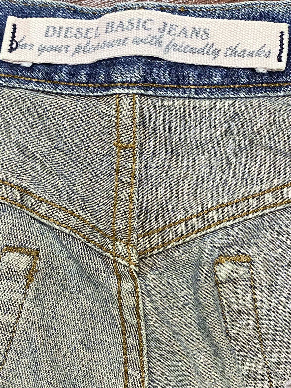 Diesel Black Gold Vintage Diesel Industry Faded Wash Distressed Slim Jeans Size US 30 / EU 46 - 16 Thumbnail
