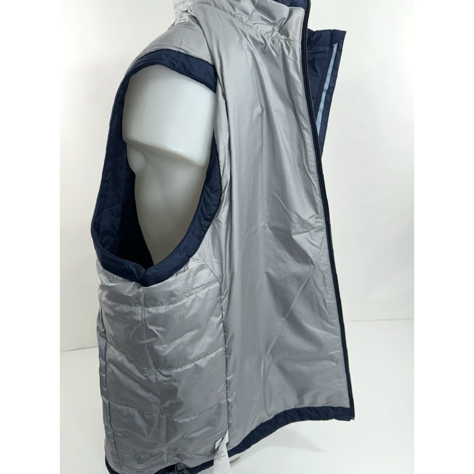 Vintage STIO DUCKHORN PORTFOLIO Vest Quilted XXL Primaloft Blue Men Width: 27" Pit to Pit 29" Length C10 Size US XXL / EU 58 / 5 - 5 Thumbnail