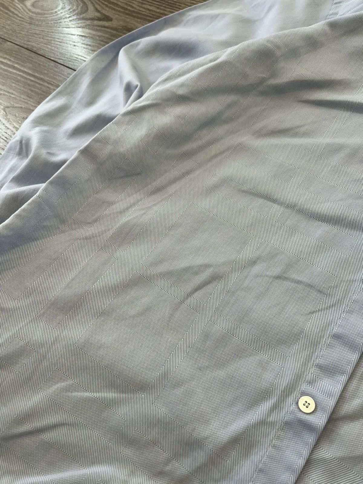 Burberry ‼️Archival Burberry OldMoney Premium Luxury Cell Logo Shirt‼️ Size US L / EU 52-54 / 3 - 10 Thumbnail