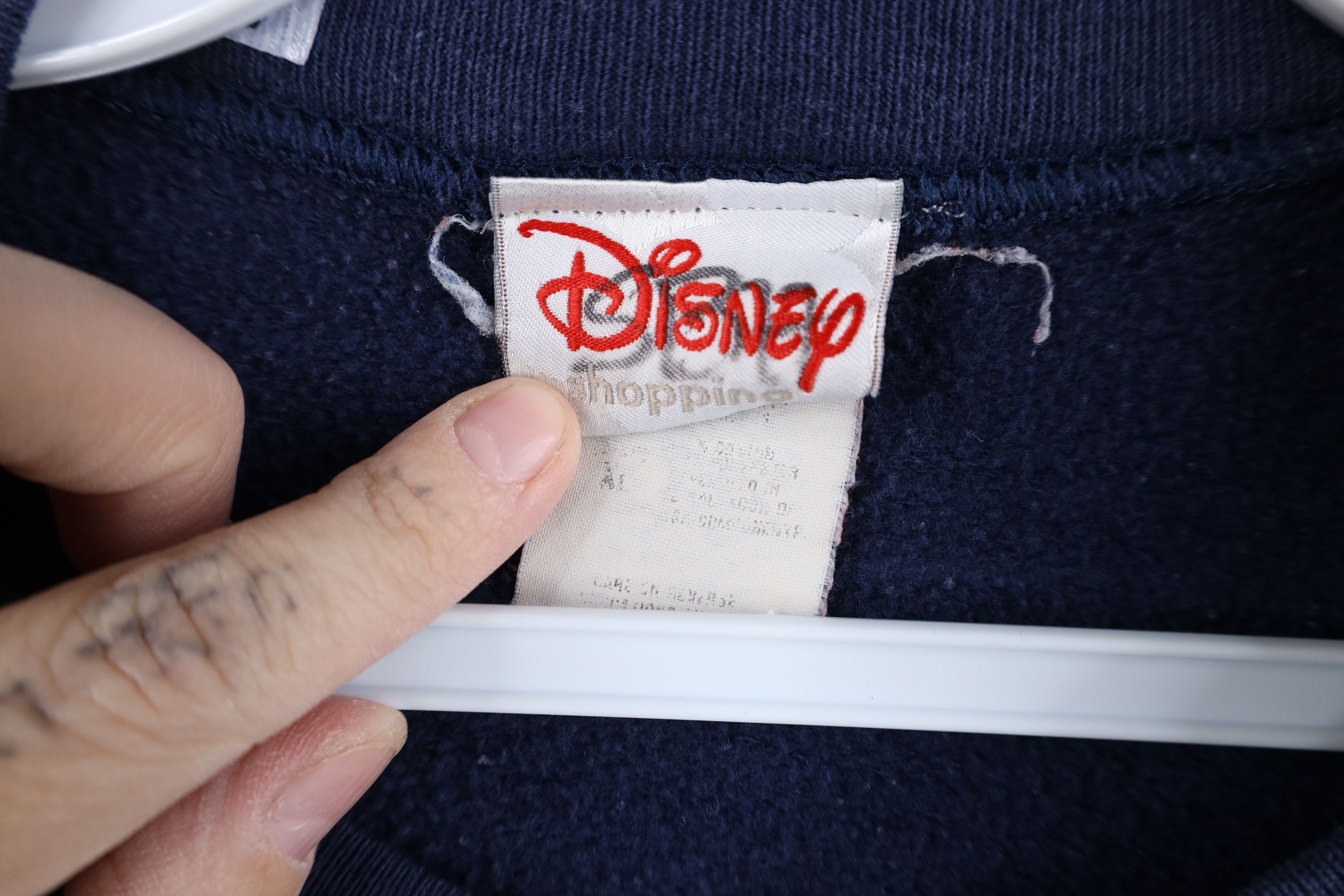 Disney Vintage Disney Spell Out Mickey Mouse and Friends Sweatshirt Size US XL / EU 56 / 4 - 9 Thumbnail