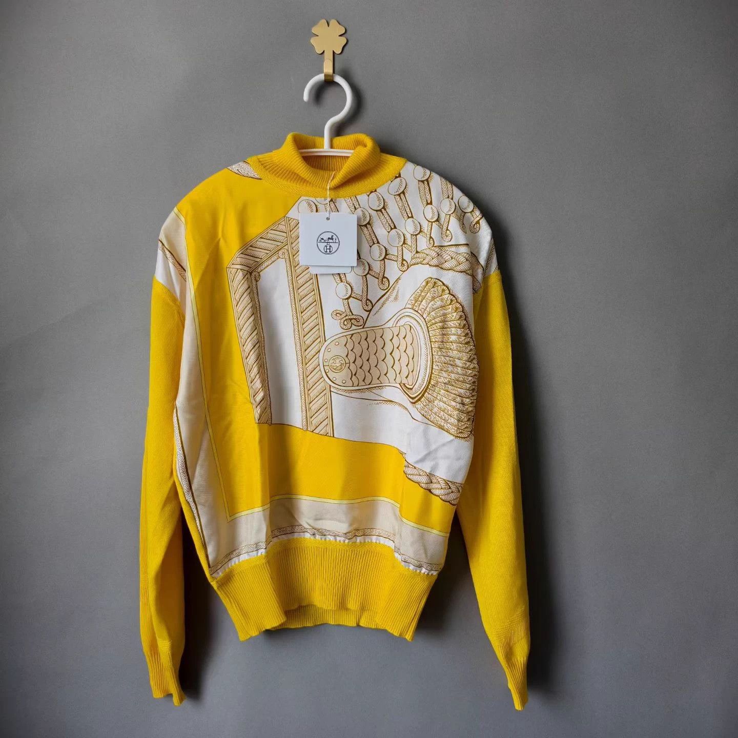Hermes Hermes yellow wool knit short-sleeve 34 Size XS / US 0-2 / IT 36-38 - 1 Thumbnail