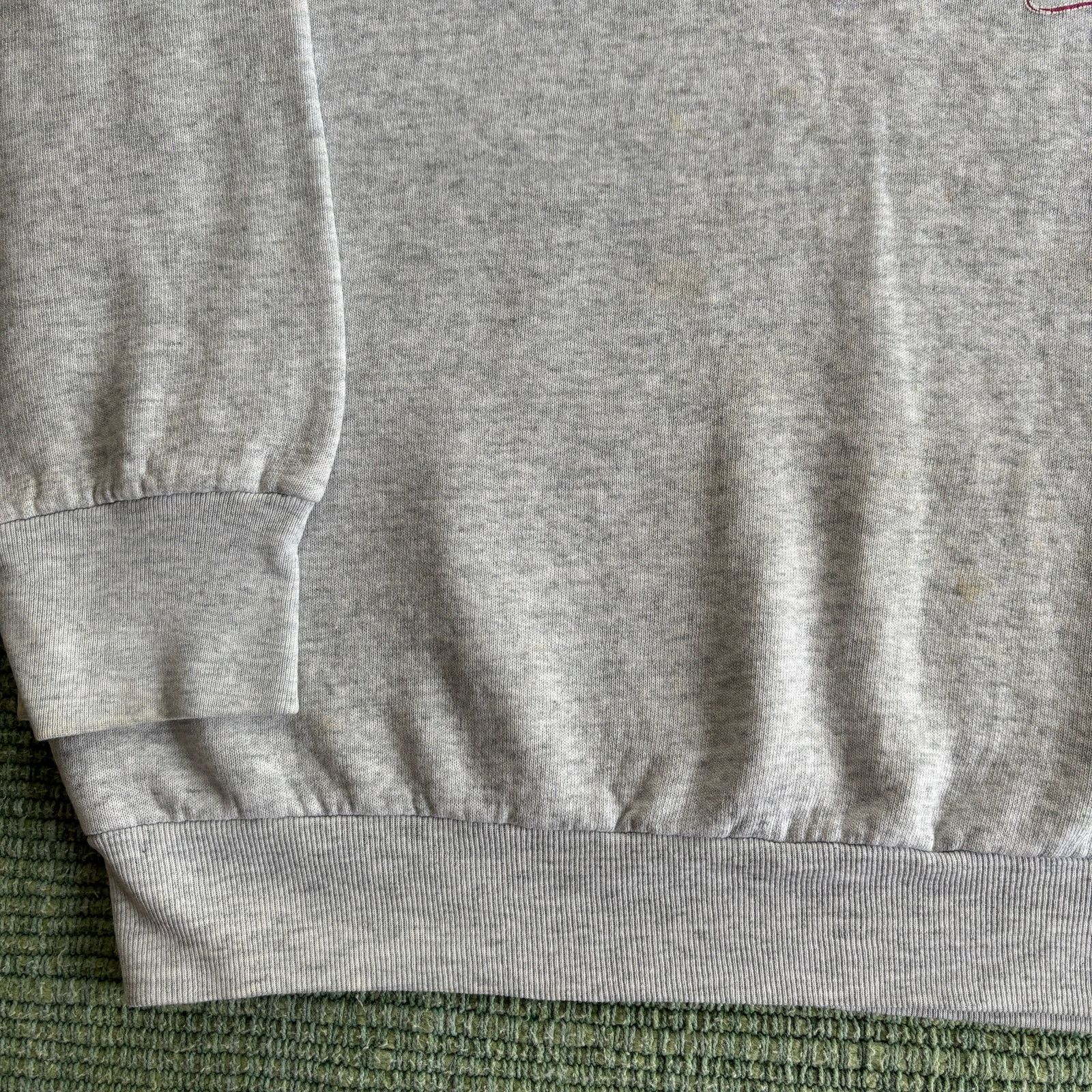 Fruit Of The Loom Vintage 90s Grandma sweatshirt size medium to large, gray Size M / US 6-8 / IT 42-44 - 3 Thumbnail