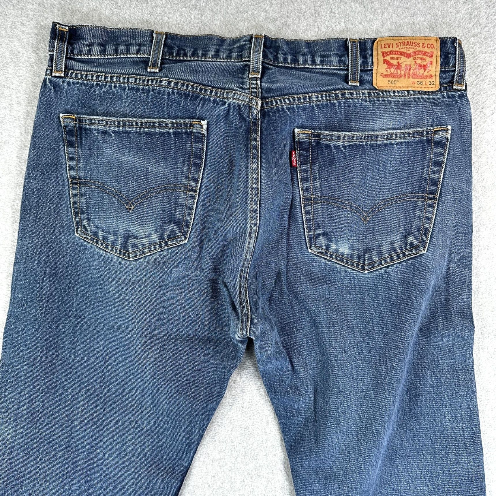 Levi's Levi's 505 Jeans Mens 38x32 Blue Regular Fit Denim Pants Medium Wash Straight Leg Size US 38 / EU 54 - 5 Thumbnail