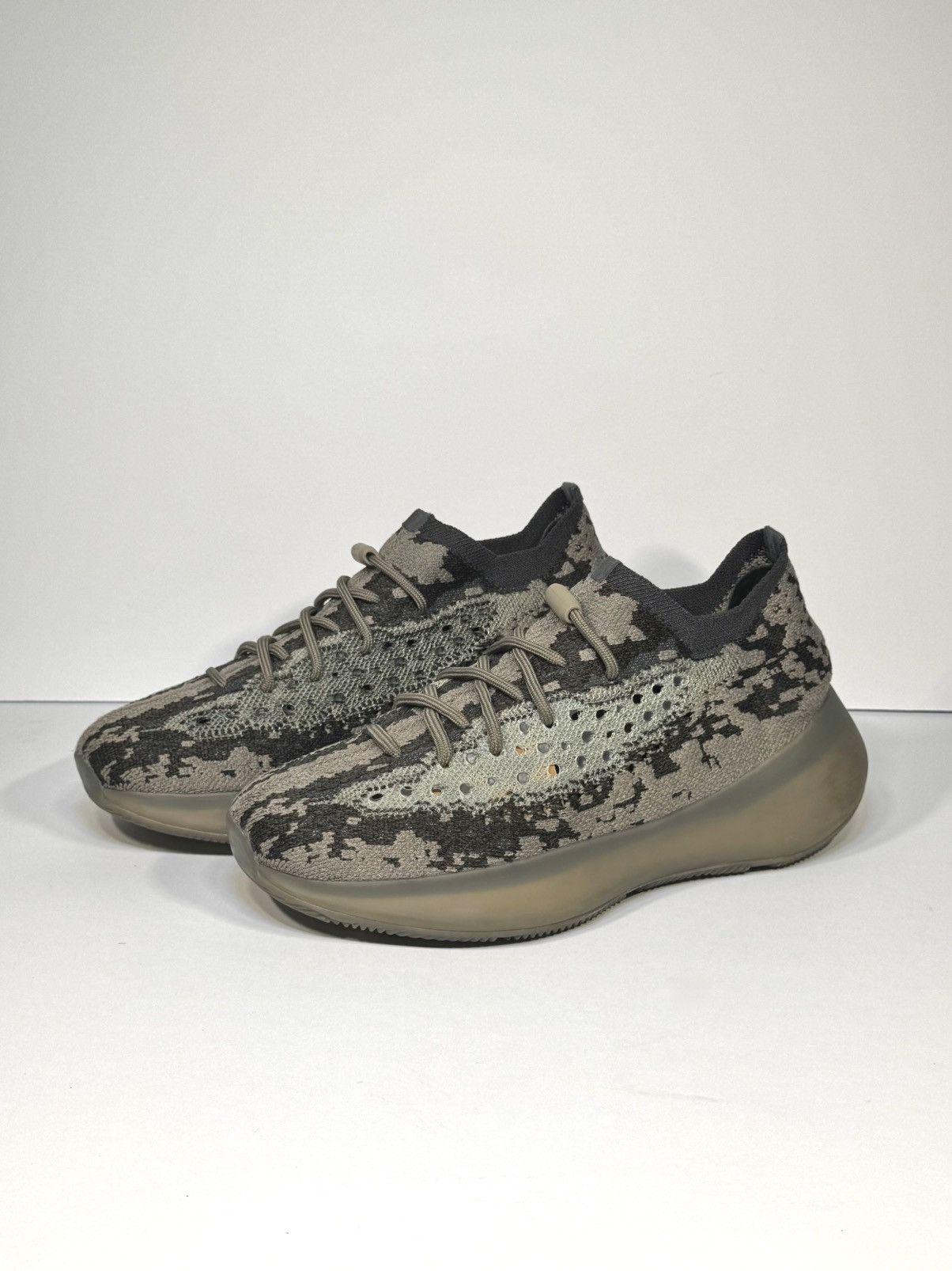 Adidas Adidas Yeezy Boost 380 “Stone Salt” 2021 Size US 8 / EU 41 - 2 Thumbnail