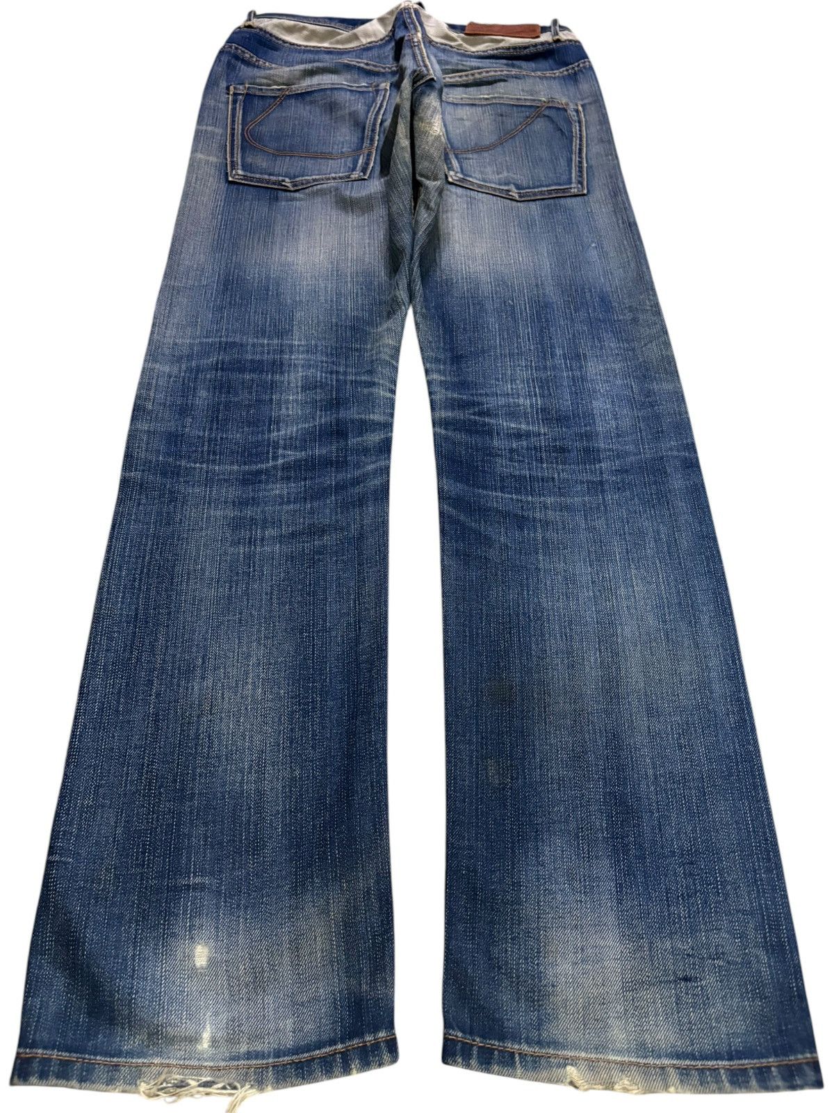 Japanese Brand Vintage Japanese Brand Faded Wash Distressed Jeans Size US 30 / EU 46 - 2 Thumbnail