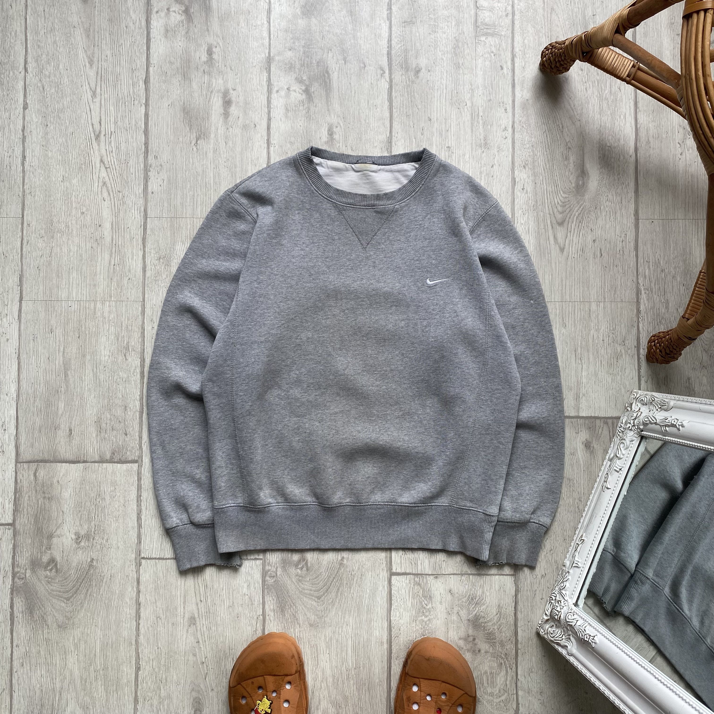 Nike 🦏Trashed 90s Nike sweatshirt mini swoosh Vintage Distressed Size US XS / EU 42 / 0 - 1 Thumbnail